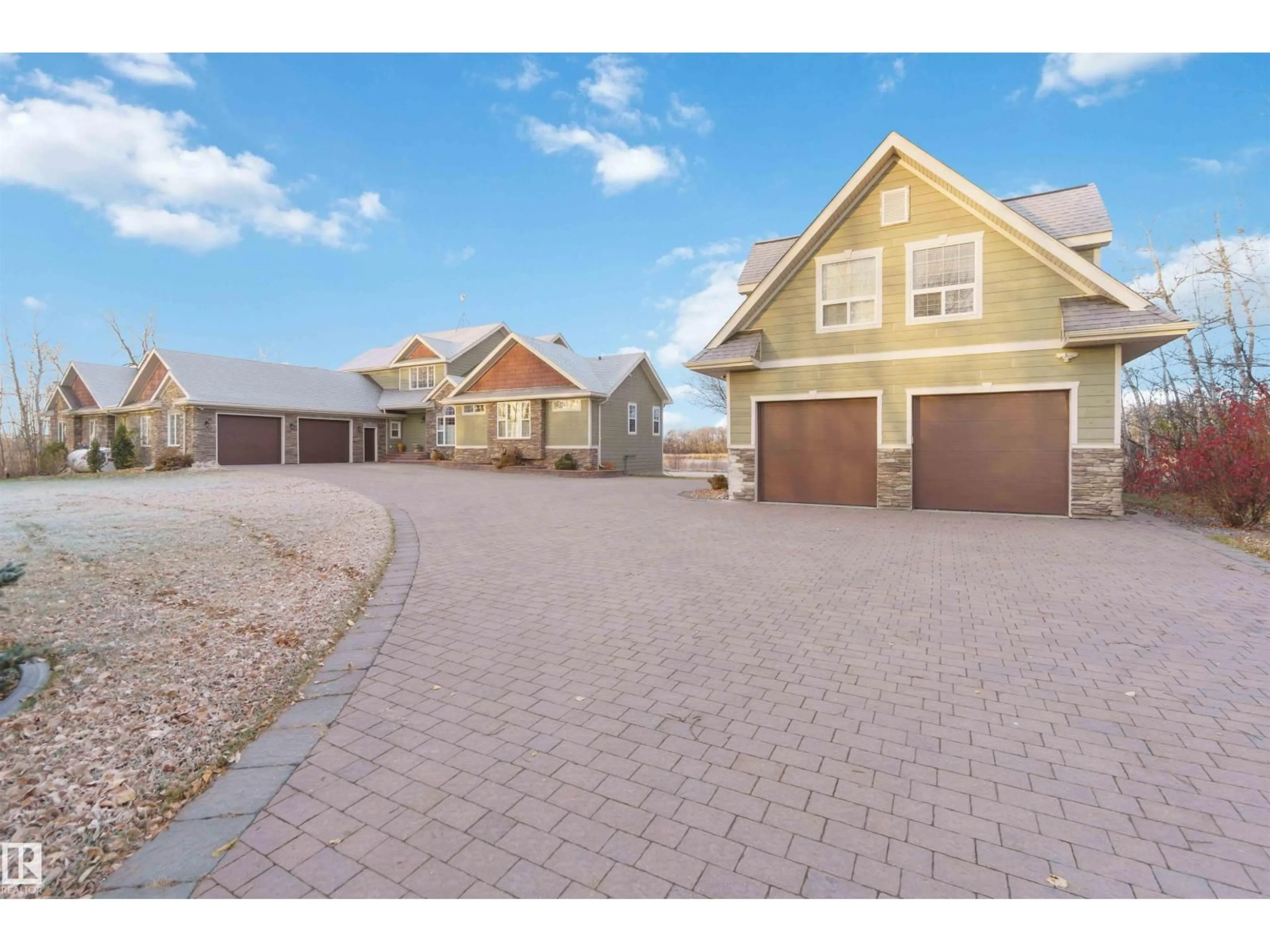 A pic from outside/outdoor area/front of a property/back of a property/a pic from drone, street for 50344 RGE RD 243, Rural Leduc County Alberta T4X0N5