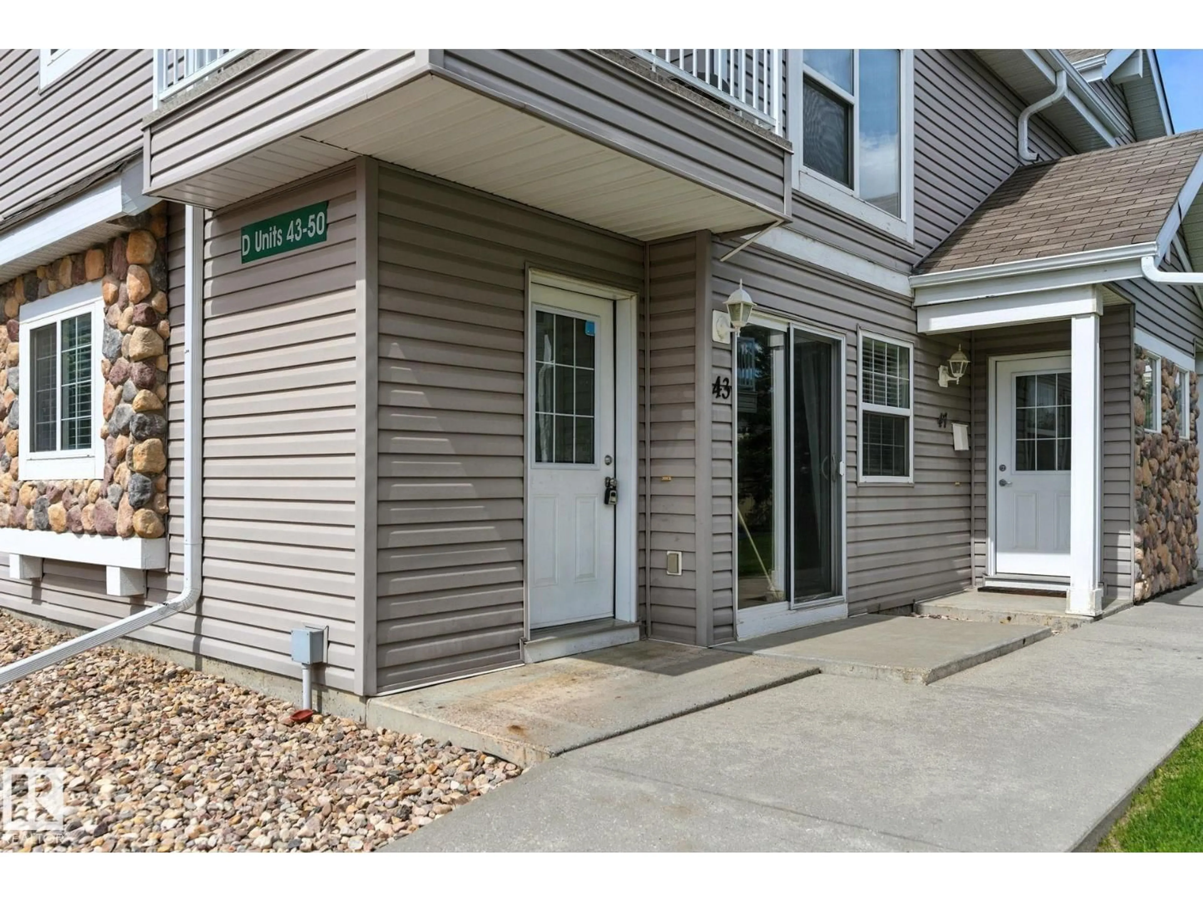 Indoor entryway for #43 - 150 EDWARDS DR, Edmonton Alberta T6X1M4