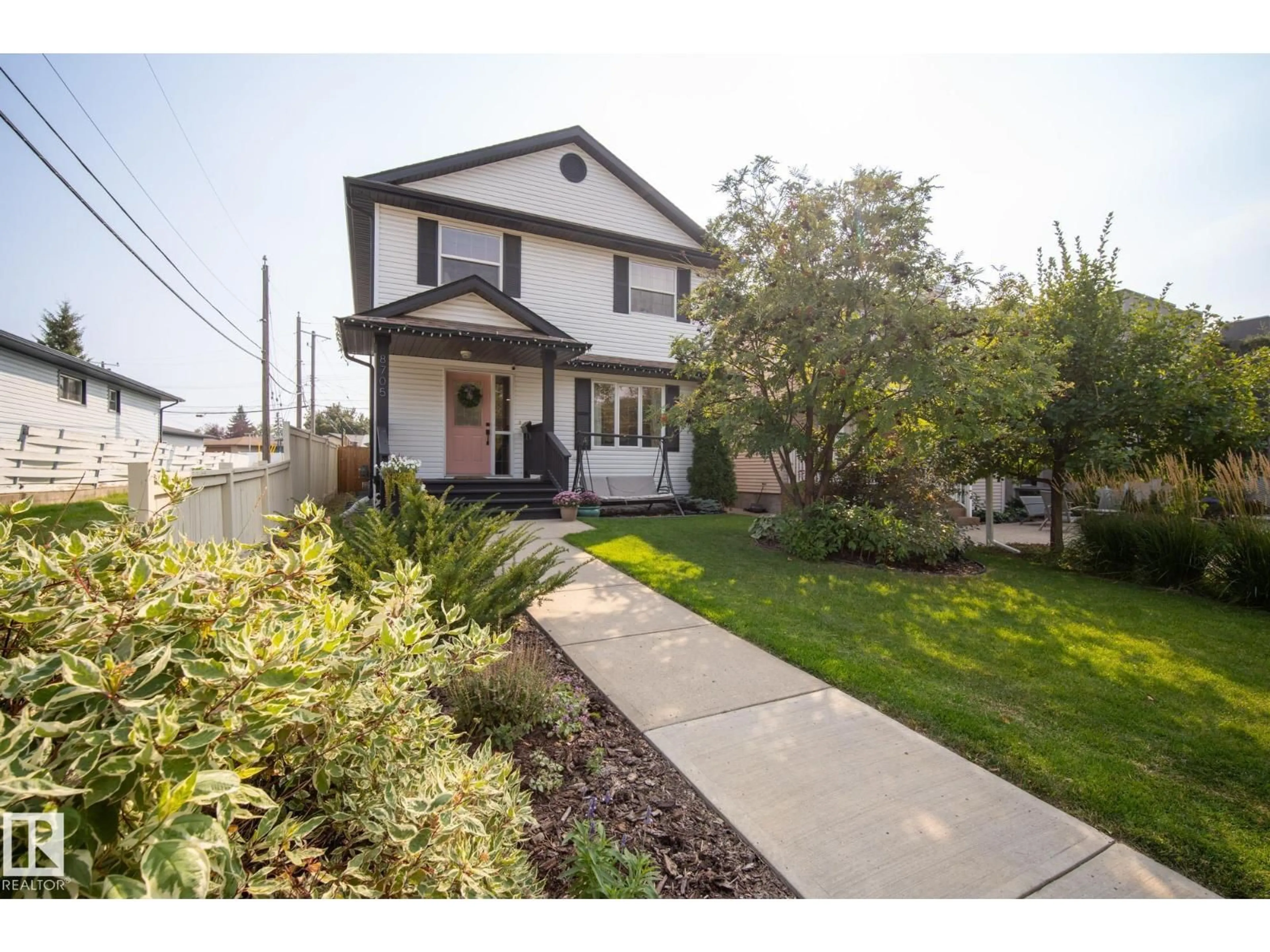 Unknown for 8705 92A AV, Edmonton Alberta T6C4G6