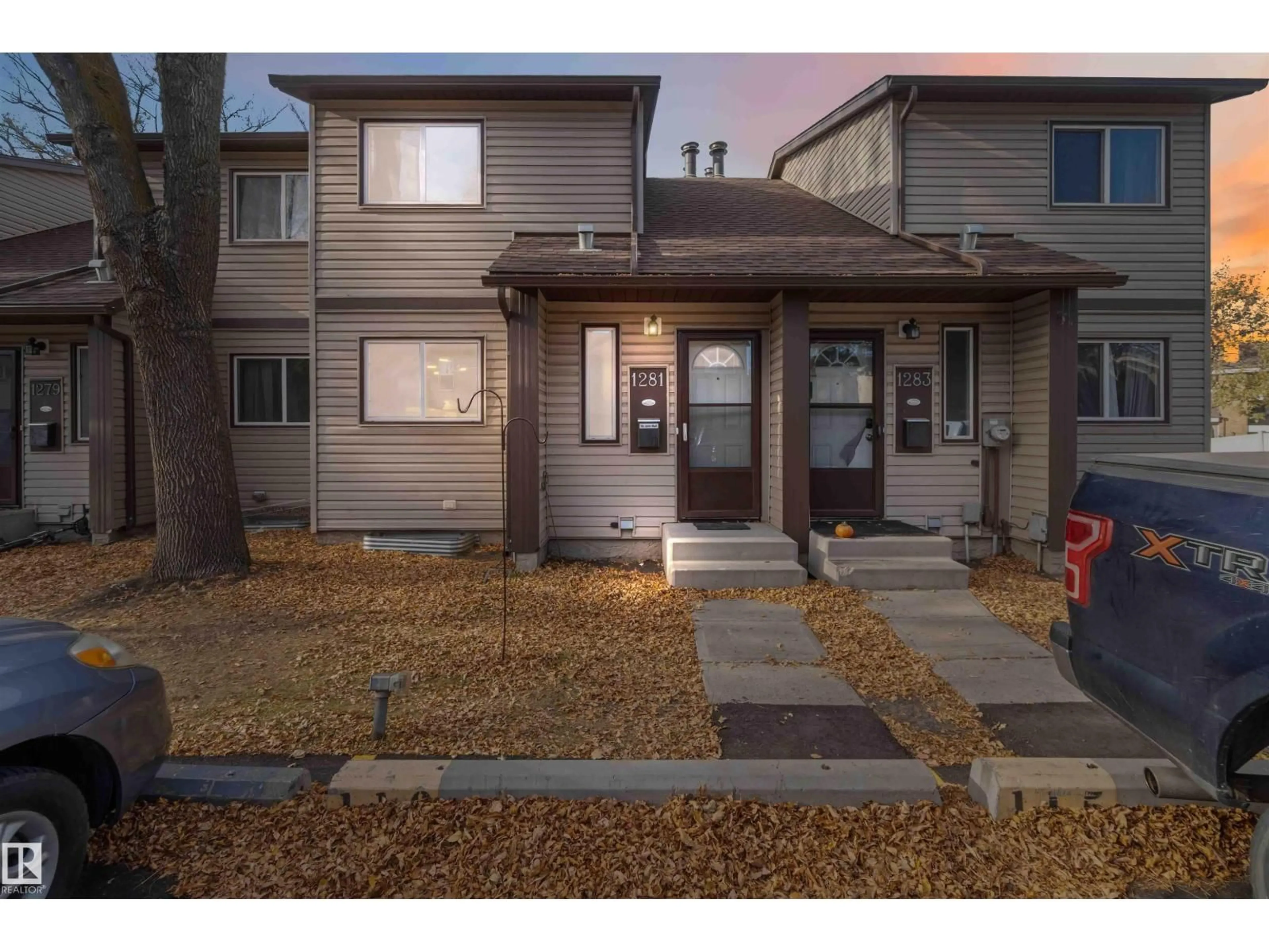 Unknown for 1281 HOOKE RD, Edmonton Alberta T5A4A5