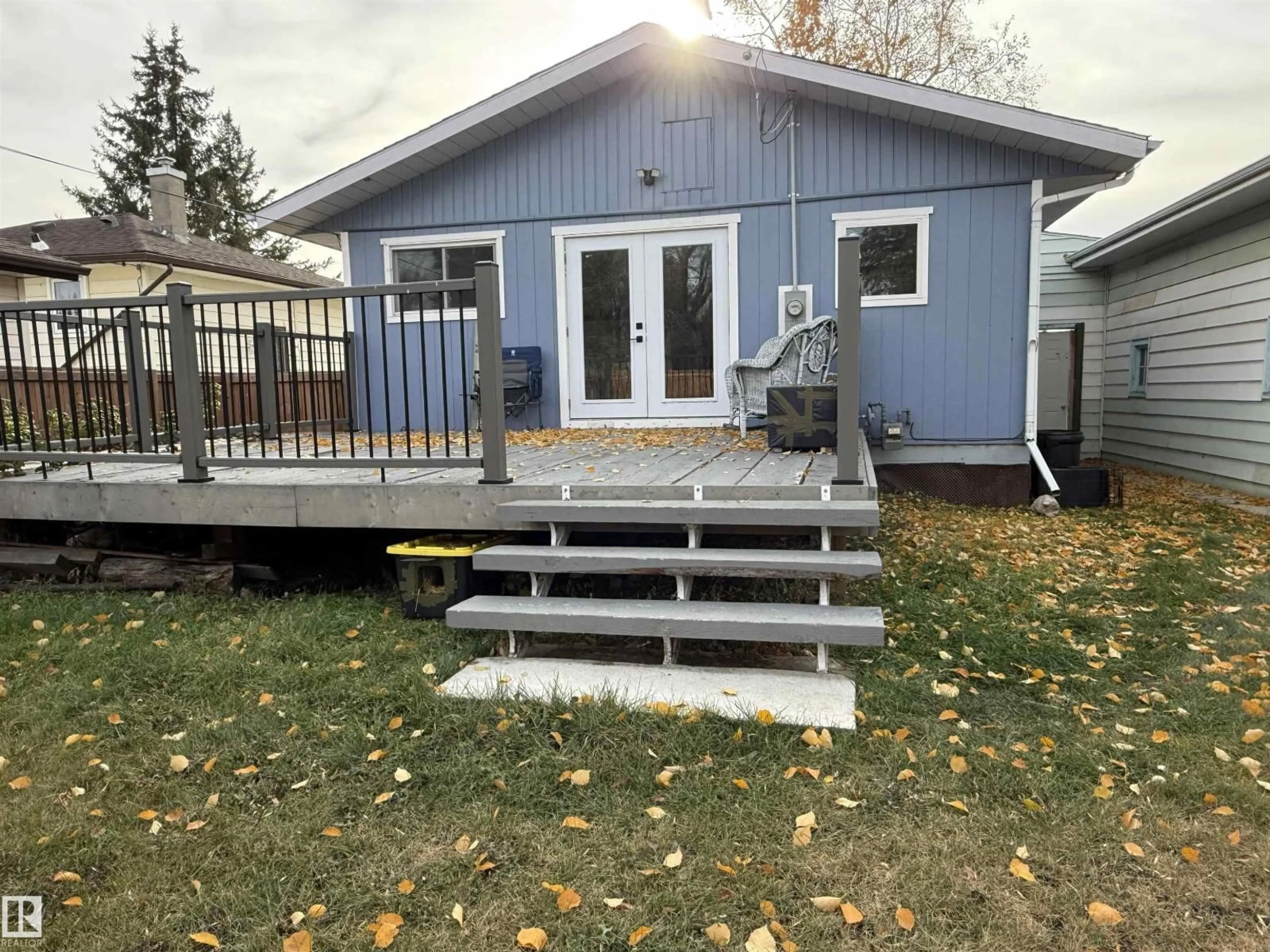 Patio, unknown for 5514 47A AV, Wetaskiwin Alberta T9A0M1