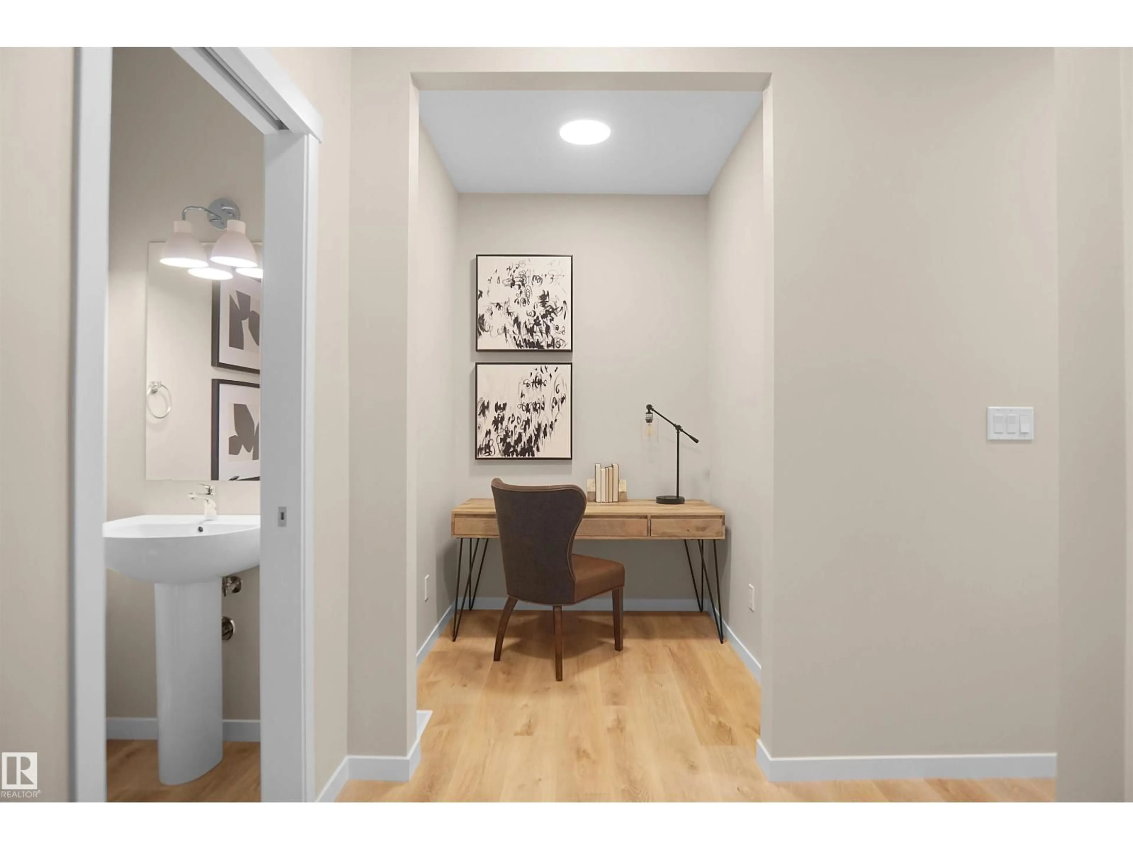 Indoor entryway for 22910 95A AV, Edmonton Alberta T5T7A7