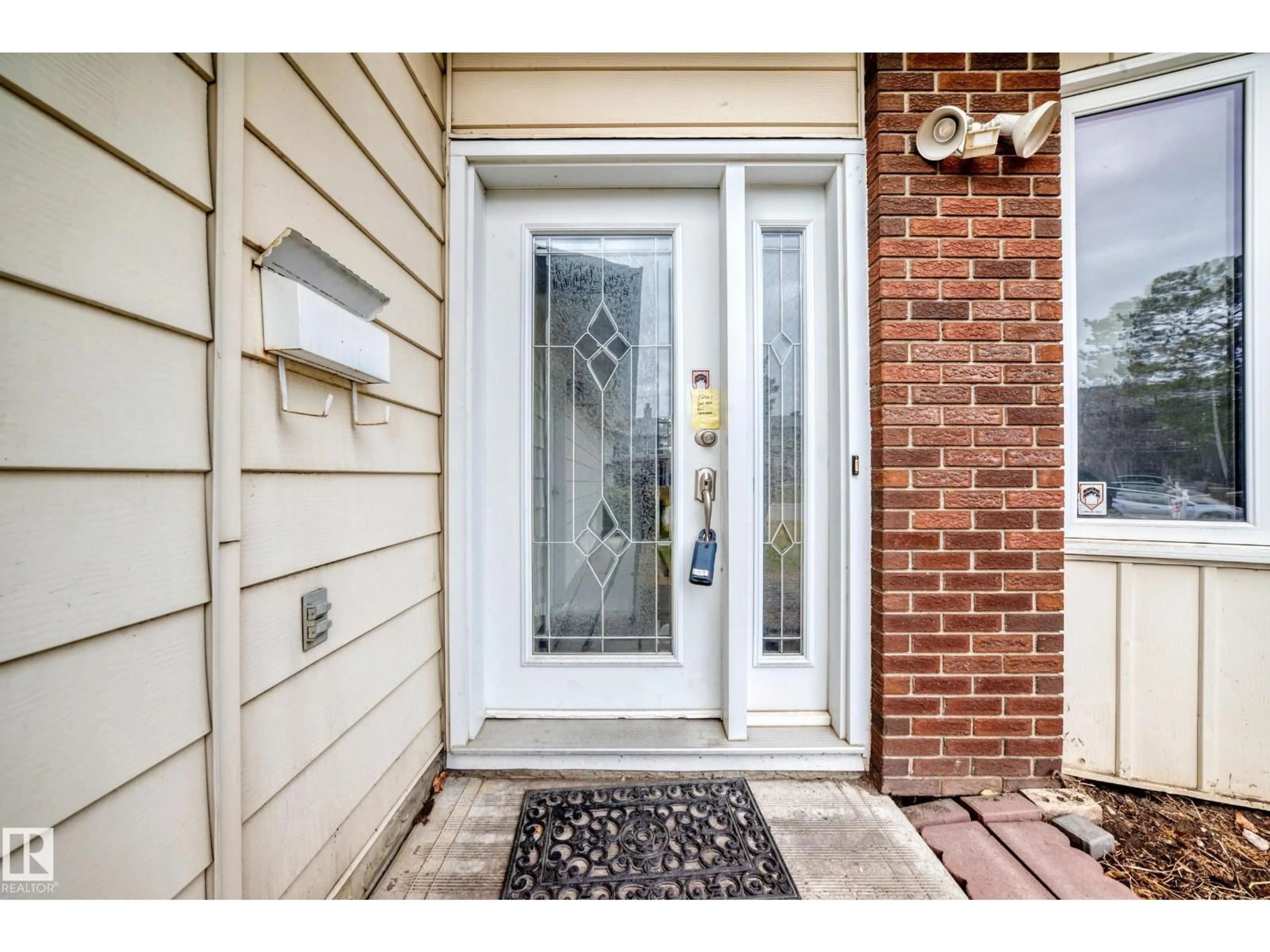 Indoor entryway for NW - 9220 172 ST, Edmonton Alberta T5T3G2