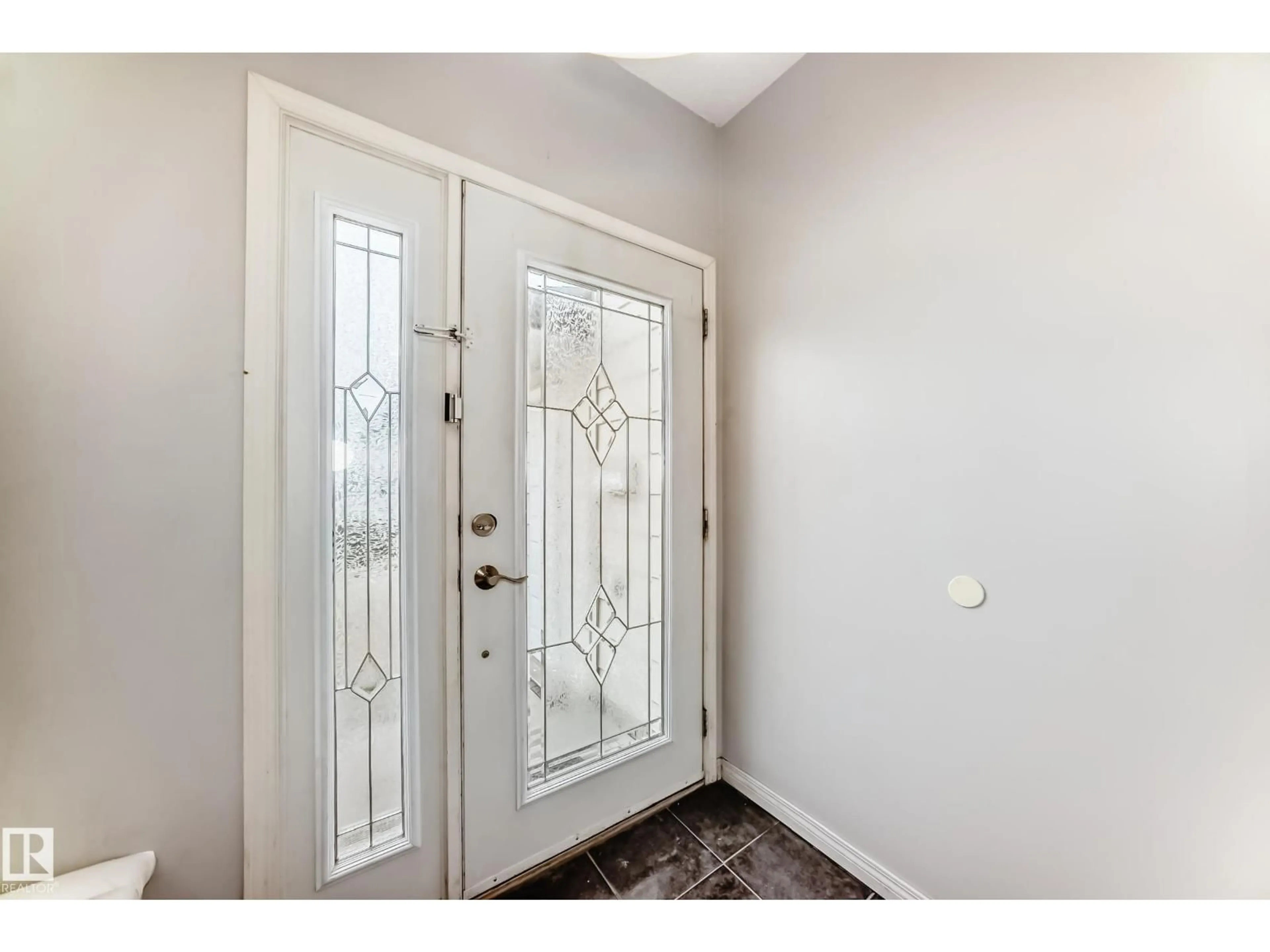 Indoor entryway for NW - 9220 172 ST, Edmonton Alberta T5T3G2