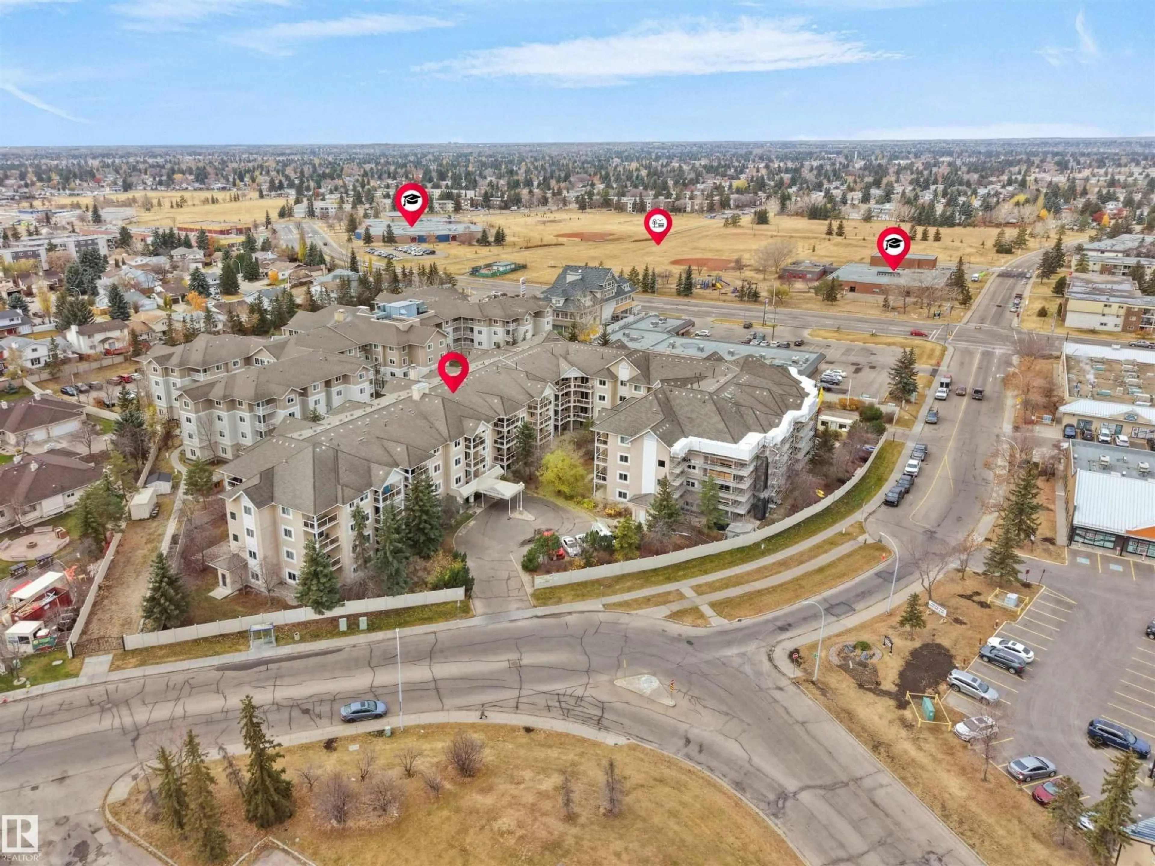 A pic from outside/outdoor area/front of a property/back of a property/a pic from drone, unknown for #102 - 10511 42 AV, Edmonton Alberta T5J7G8