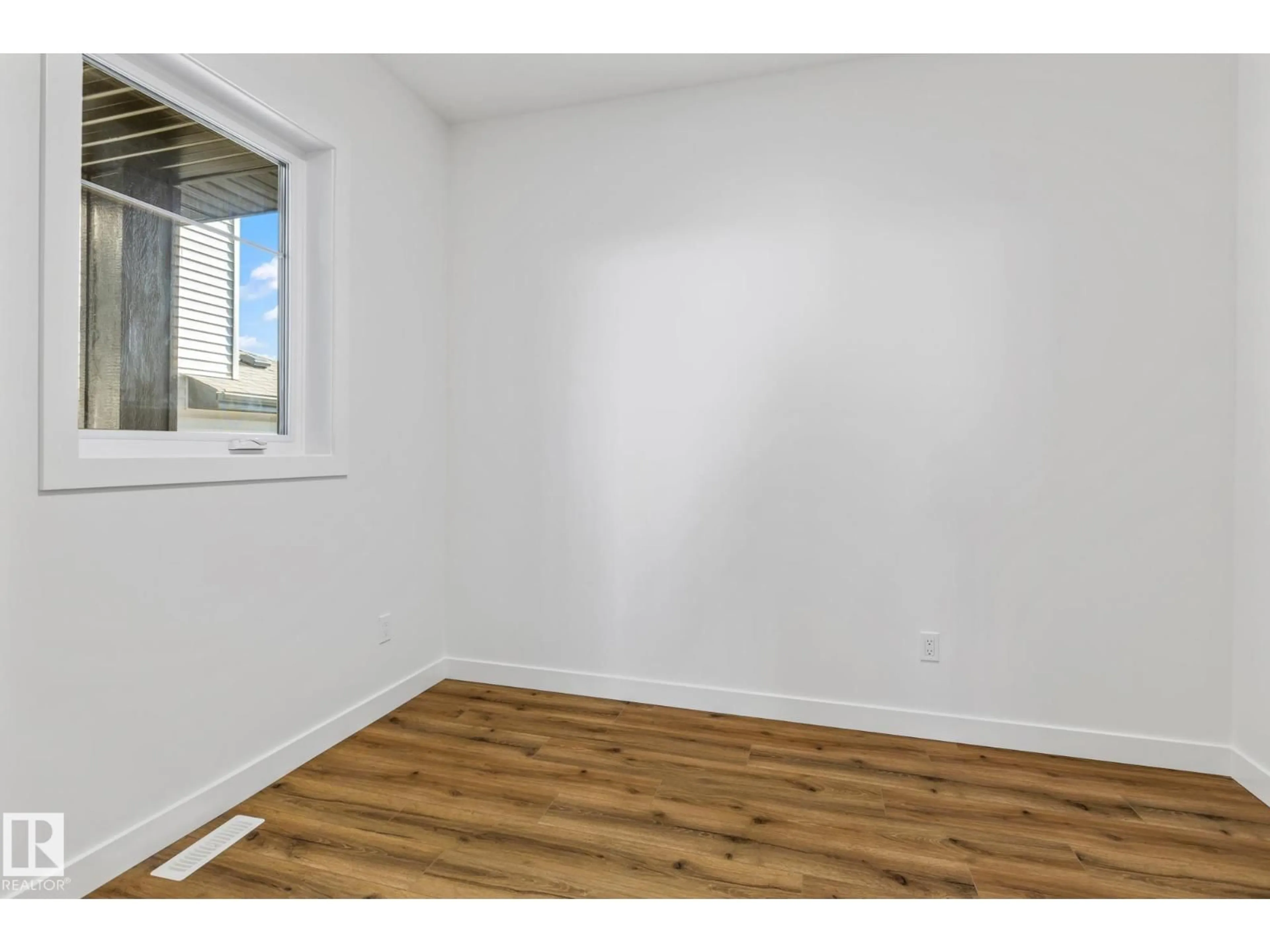 A pic of a room for 215 SAVOY CR, Sherwood Park Alberta T8H3A8