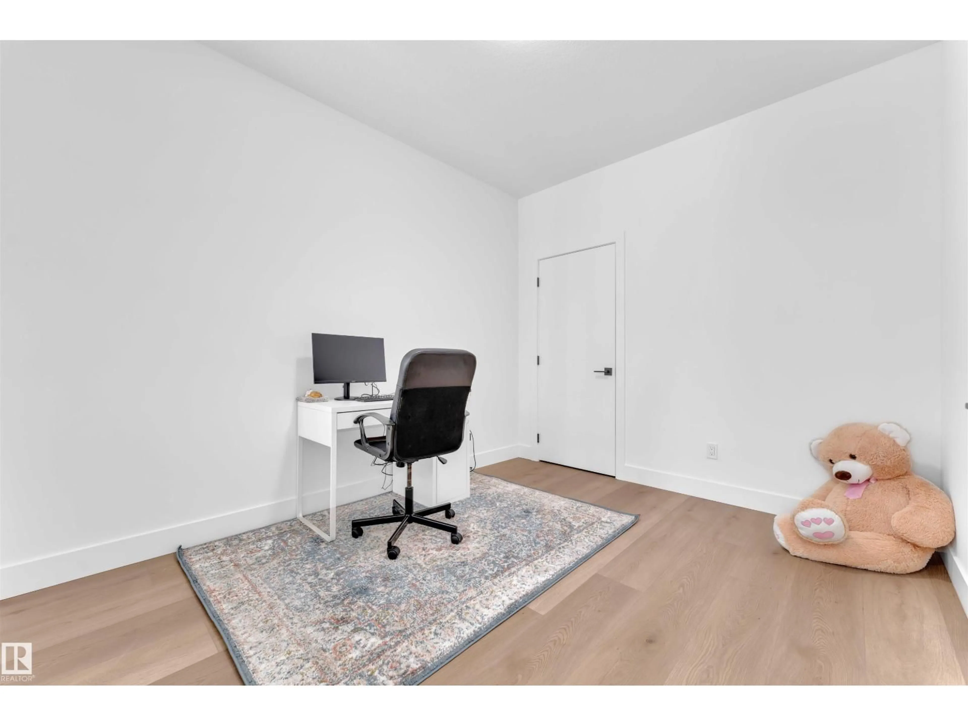 A pic of a room for 445 ROBERTS CR, Leduc Alberta T9E1N4