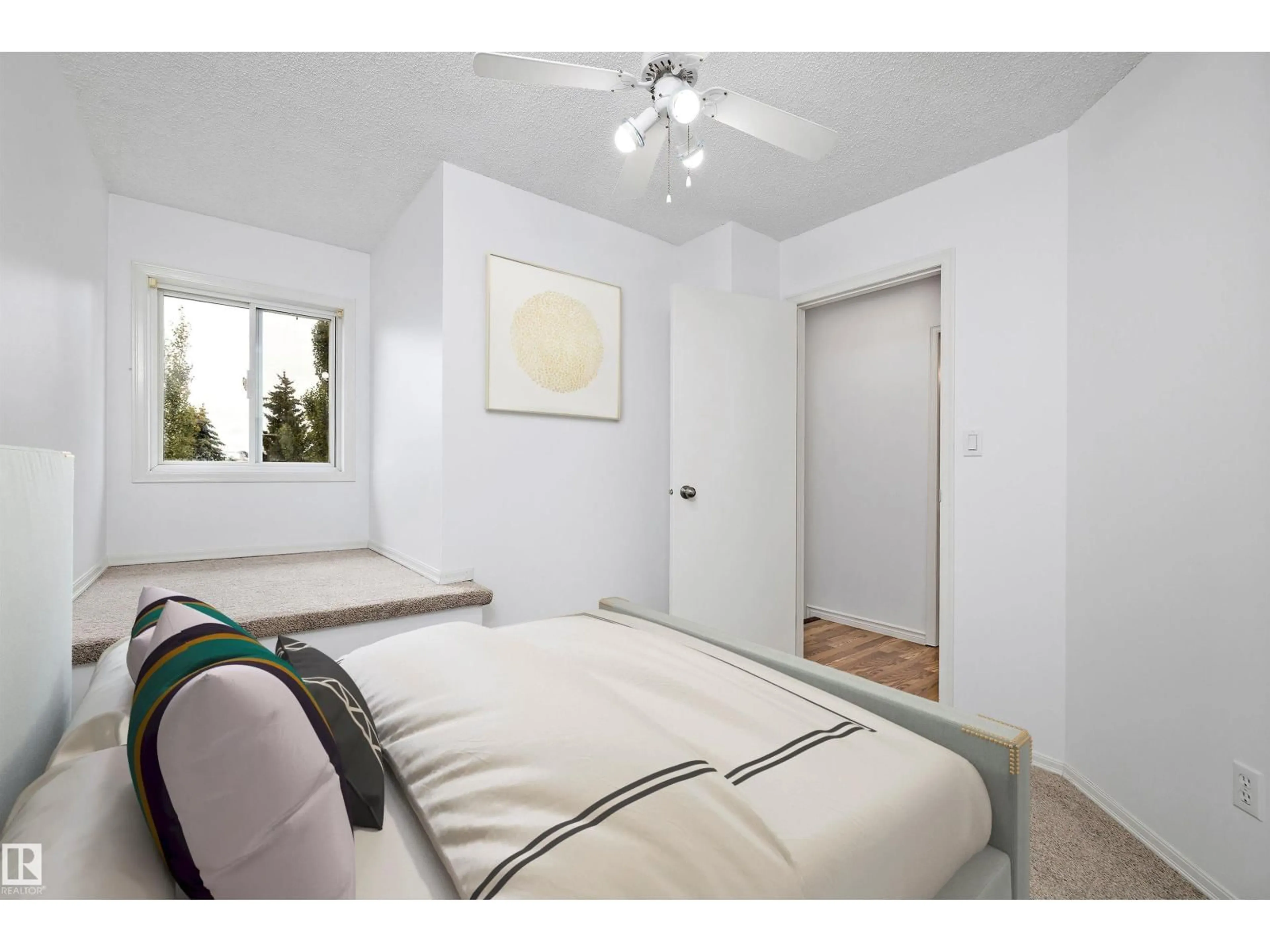 Bedroom with bed, unknown for 4719 49 AV, Calmar Alberta T0C0V0