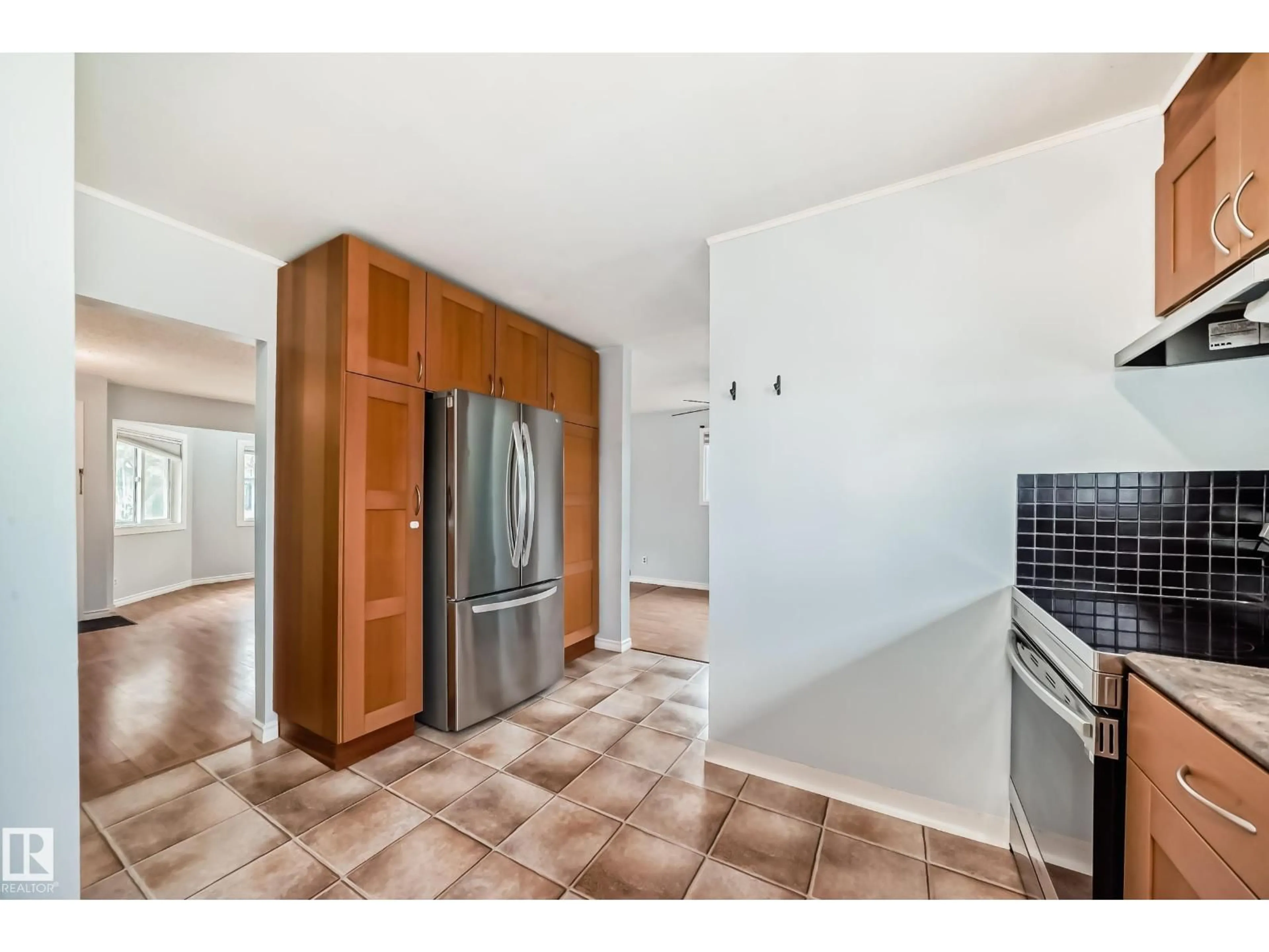 Unknown for 12 GRANITE AV, St. Albert Alberta T8N0V4