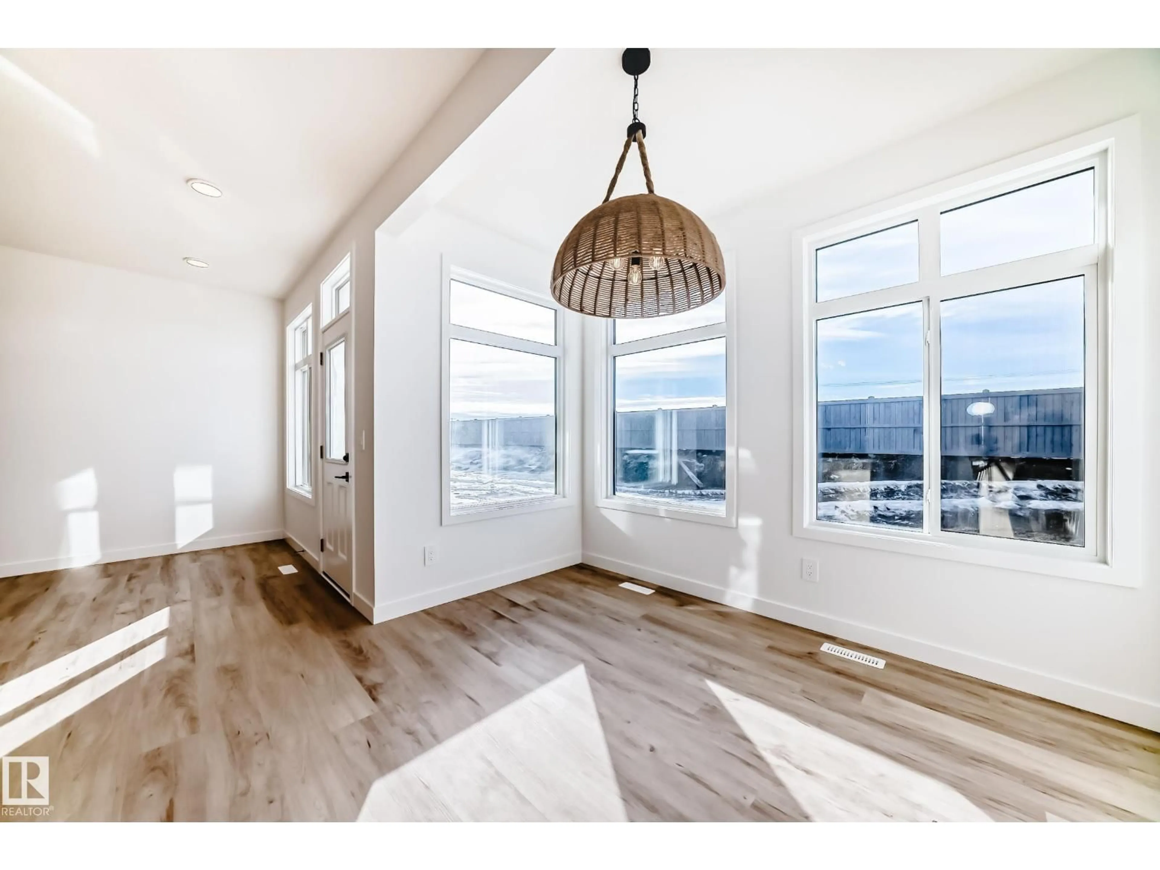 Unknown for SW - 8205 KIRIAK LO, Edmonton Alberta T6W5S2