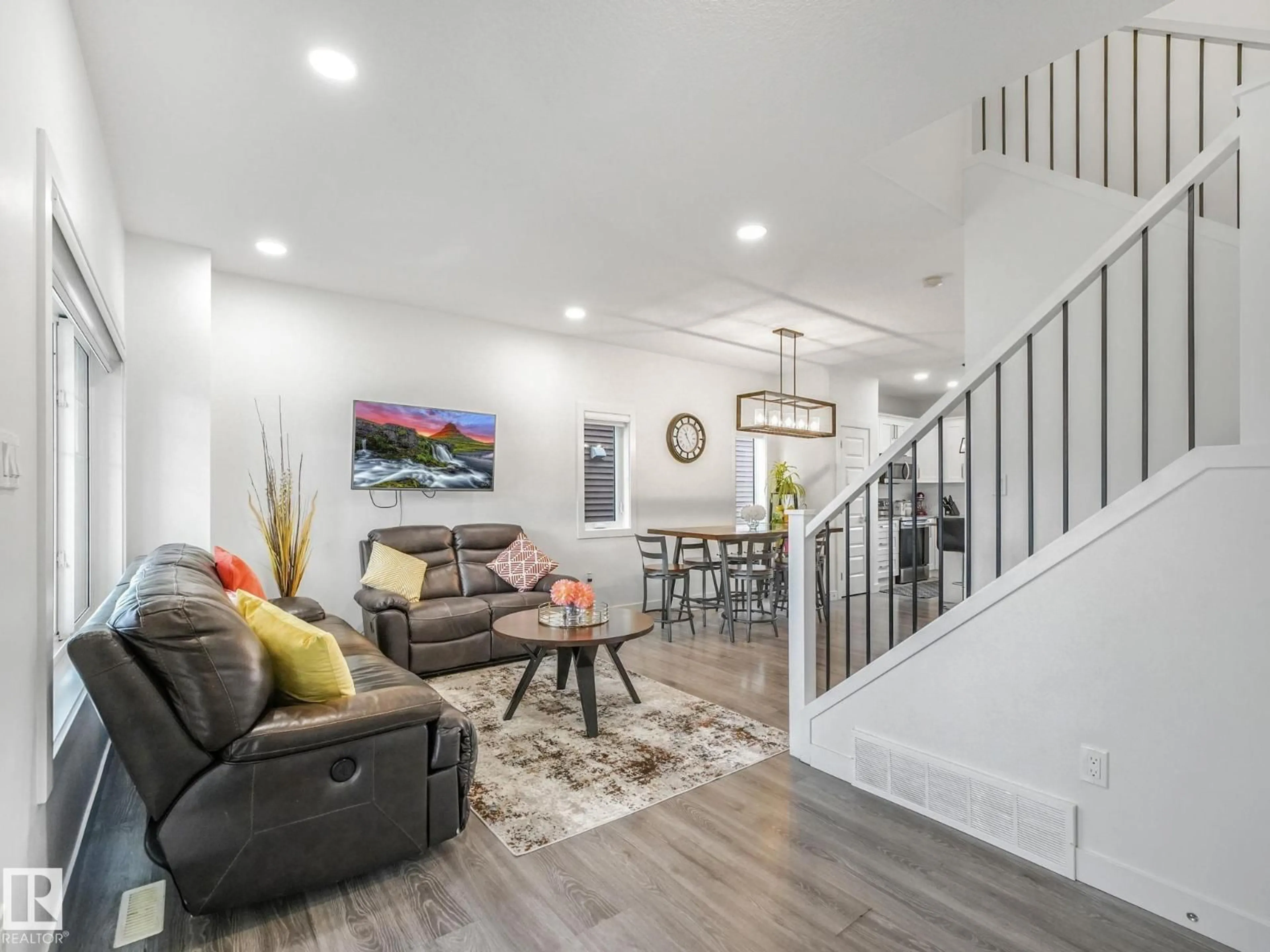 Living room with furniture, unknown for 3807 WEIDLE CR, Edmonton Alberta T6X2E4