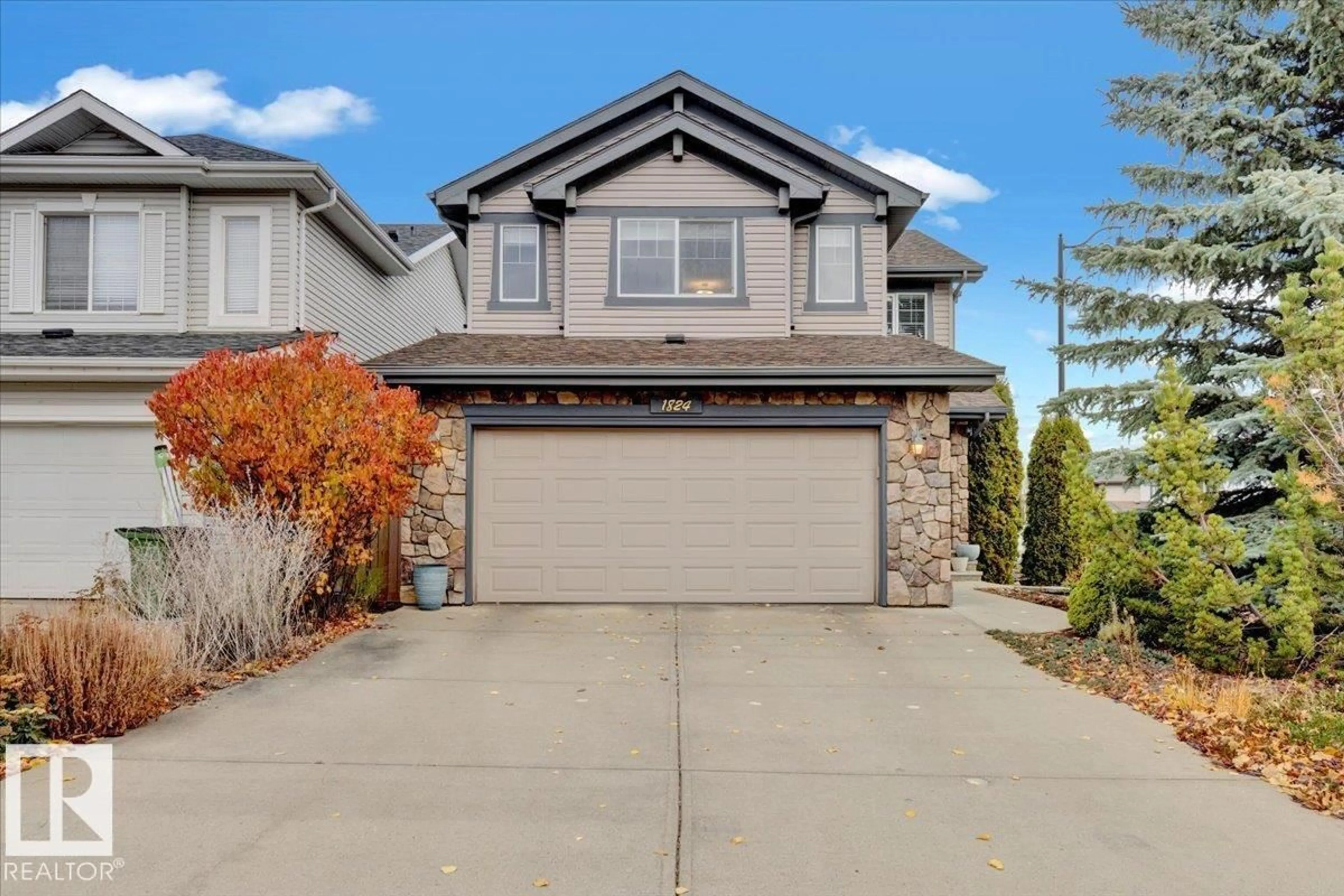 Unknown for 1824 HOLMAN CR, Edmonton Alberta T6R3M2