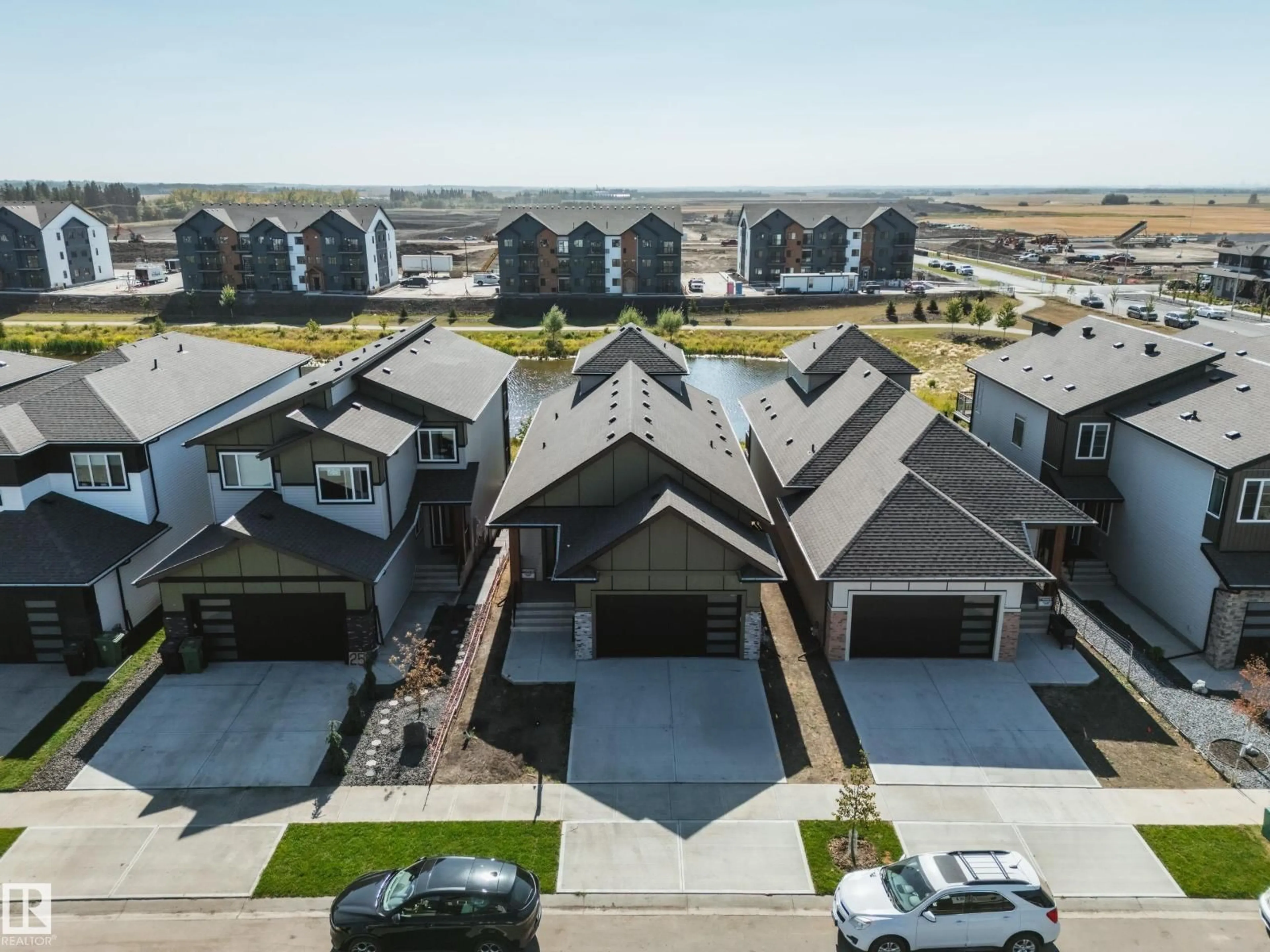 A pic from outside/outdoor area/front of a property/back of a property/a pic from drone, street for 21 STARLING WY, Fort Saskatchewan Alberta T8L1R5