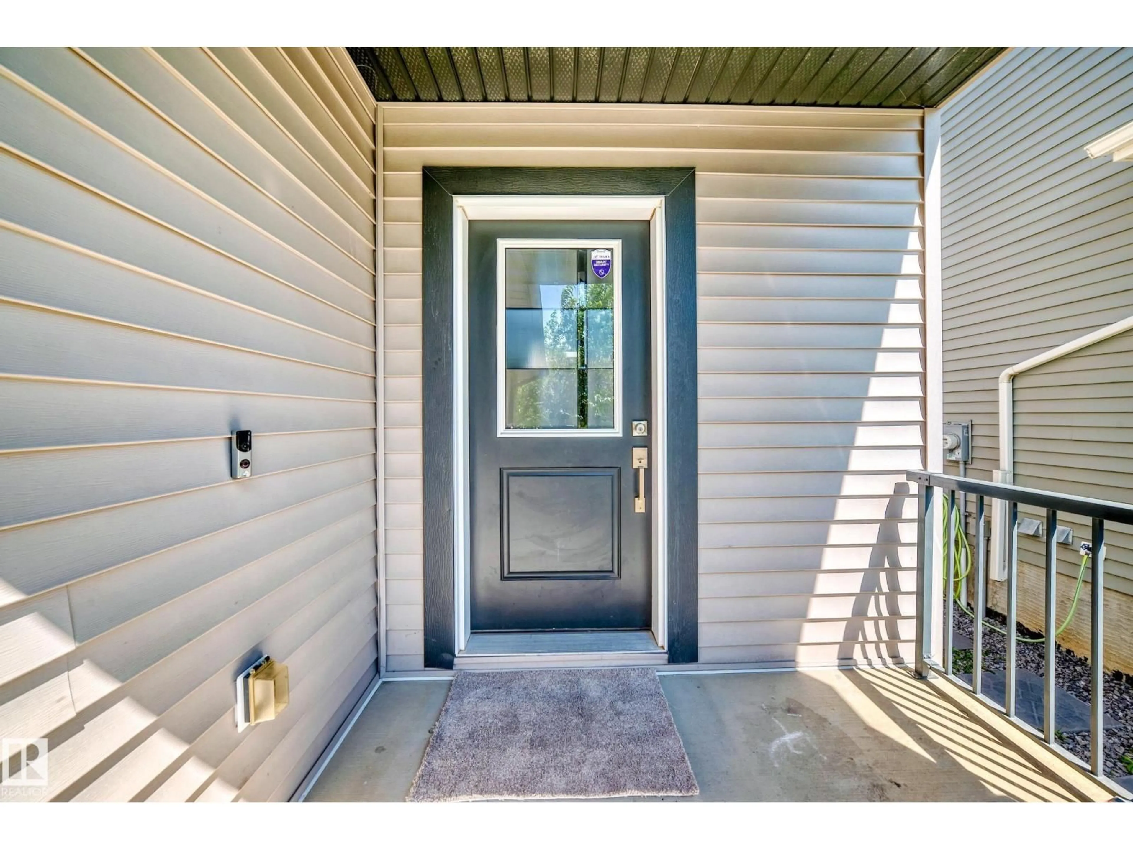 Indoor entryway for SW - 8579 CUSHING PL, Edmonton Alberta T6W3R4