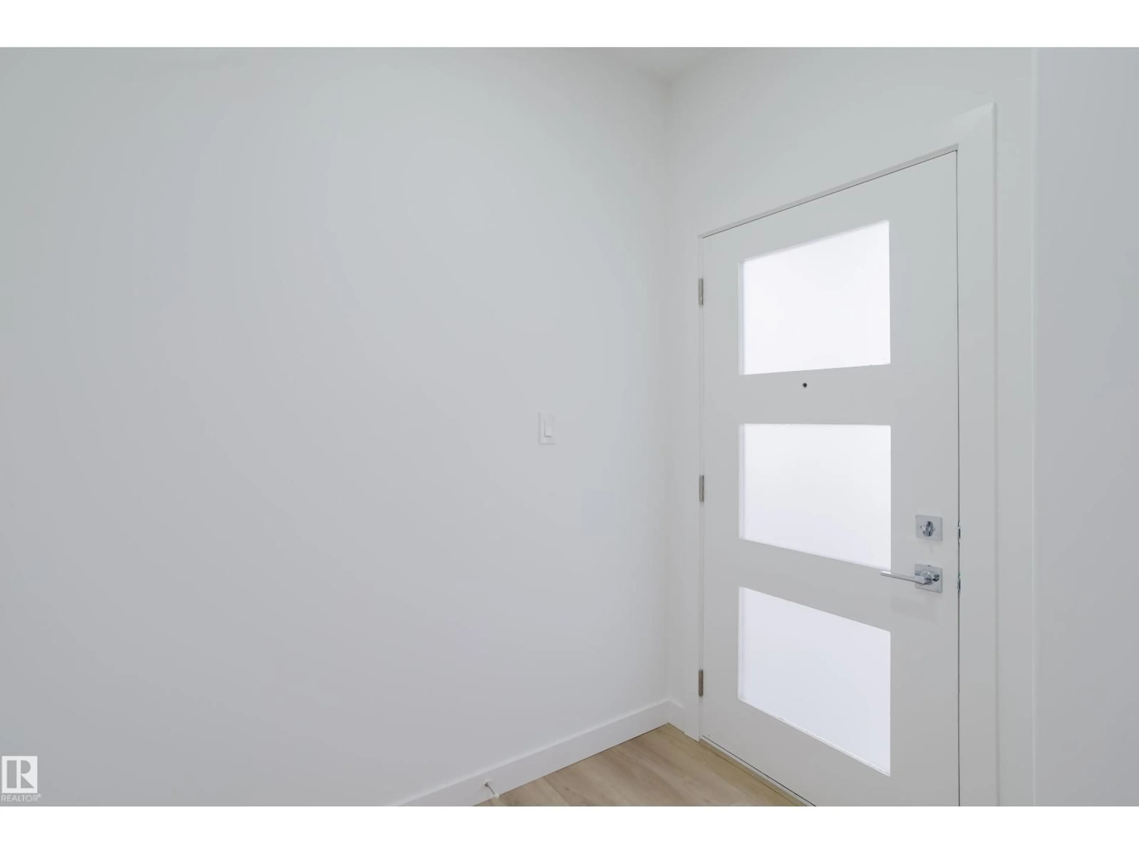 Indoor entryway for 142 MITCHELL BN, Leduc Alberta T9E1T5