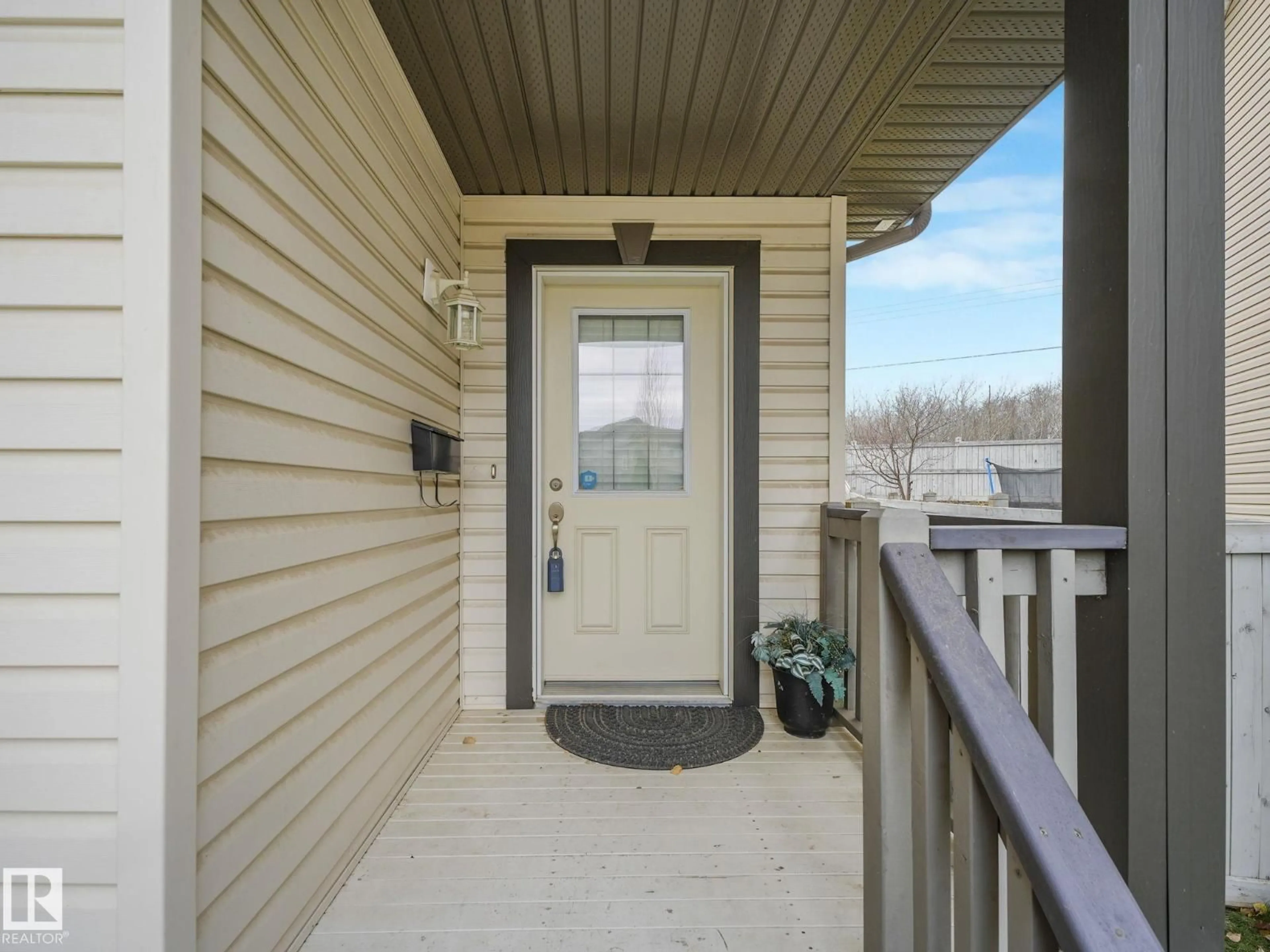 Indoor entryway for NW - 5808 214 ST, Edmonton Alberta T6M0H4