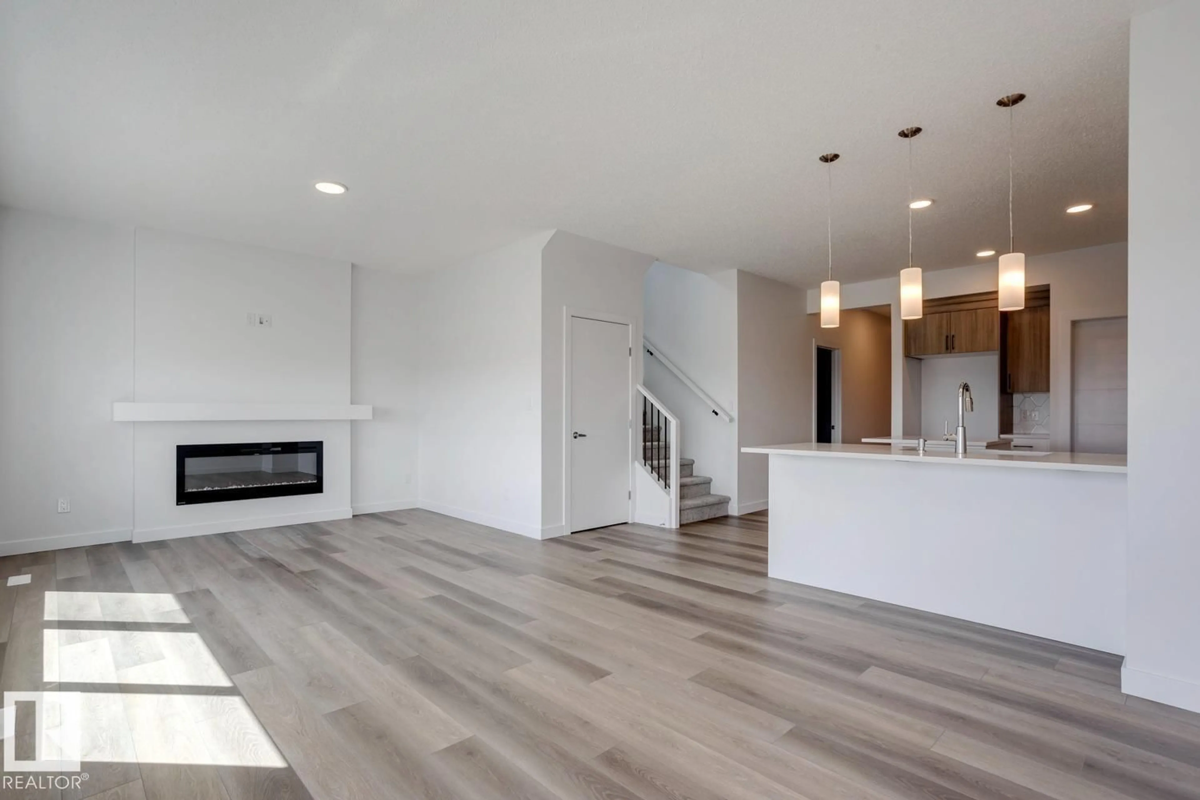 Open concept kitchen, unknown for 360 BLUFF COVE, Leduc Alberta T9E1S2