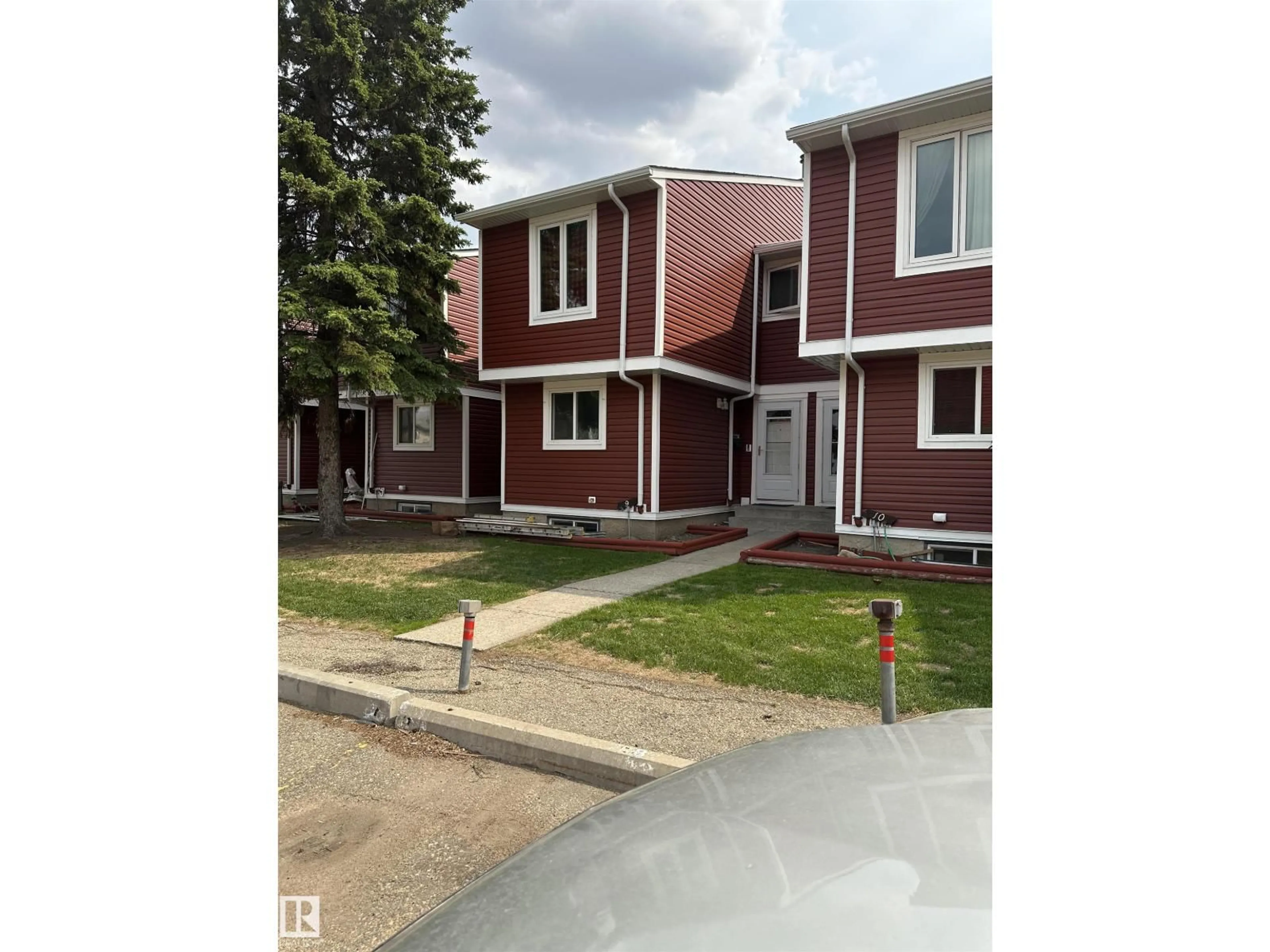 Unknown for #35 - 4707 126 AV, Edmonton Alberta T5A4K4