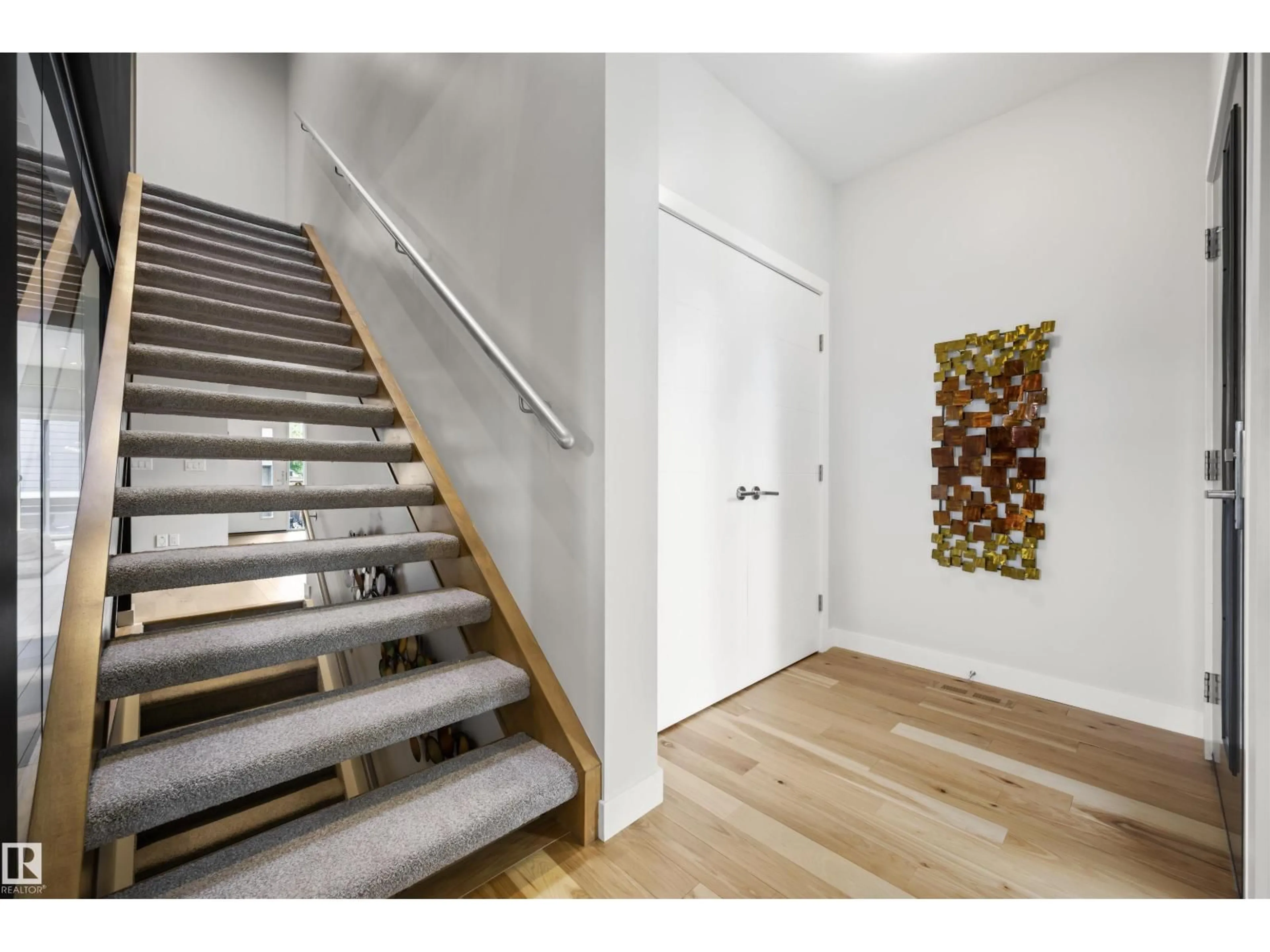 Unknown for 9803 74 AV, Edmonton Alberta T6E1G1