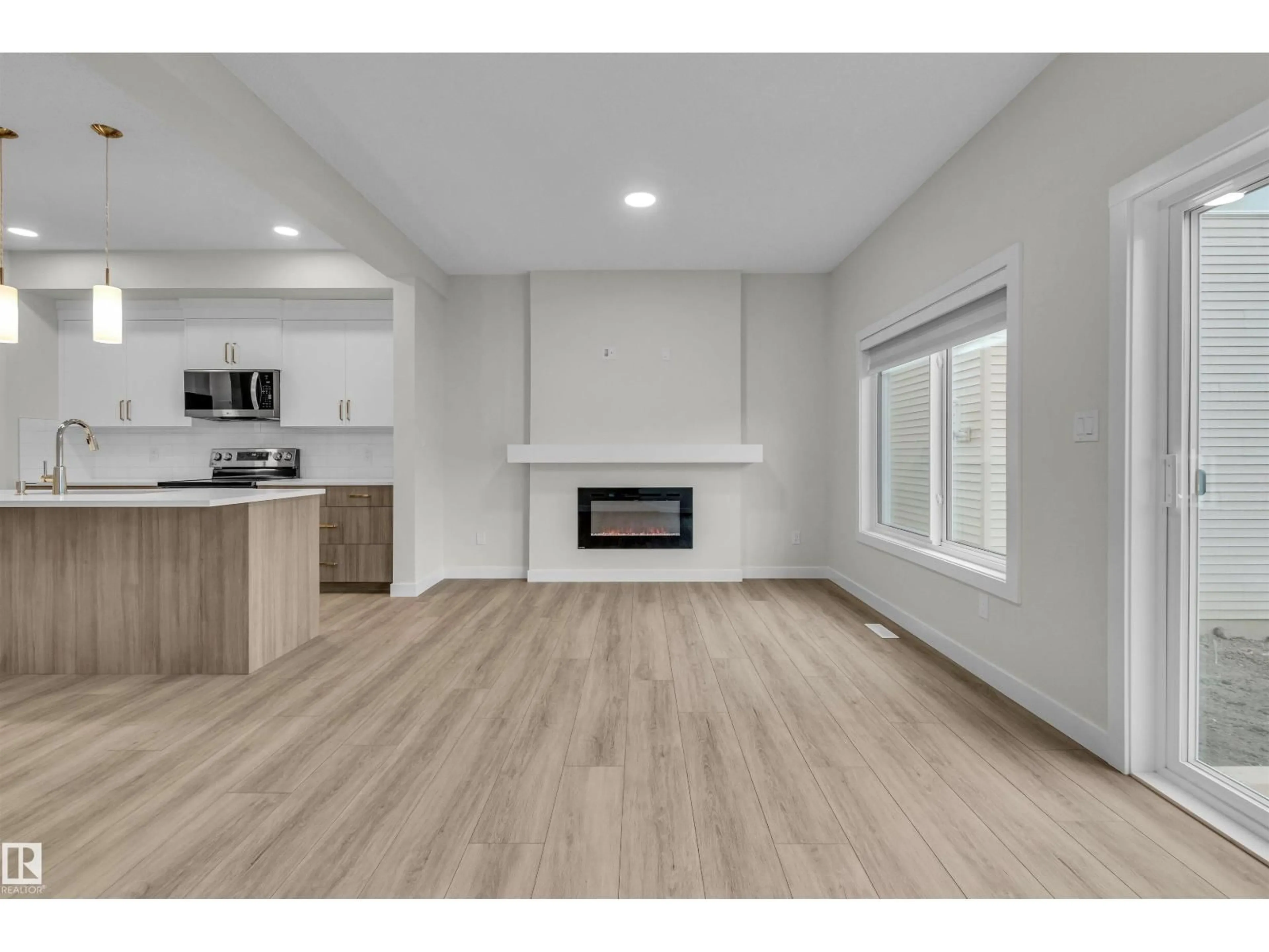 Unknown for 304 BRAE WY, Leduc Alberta T9E1T7