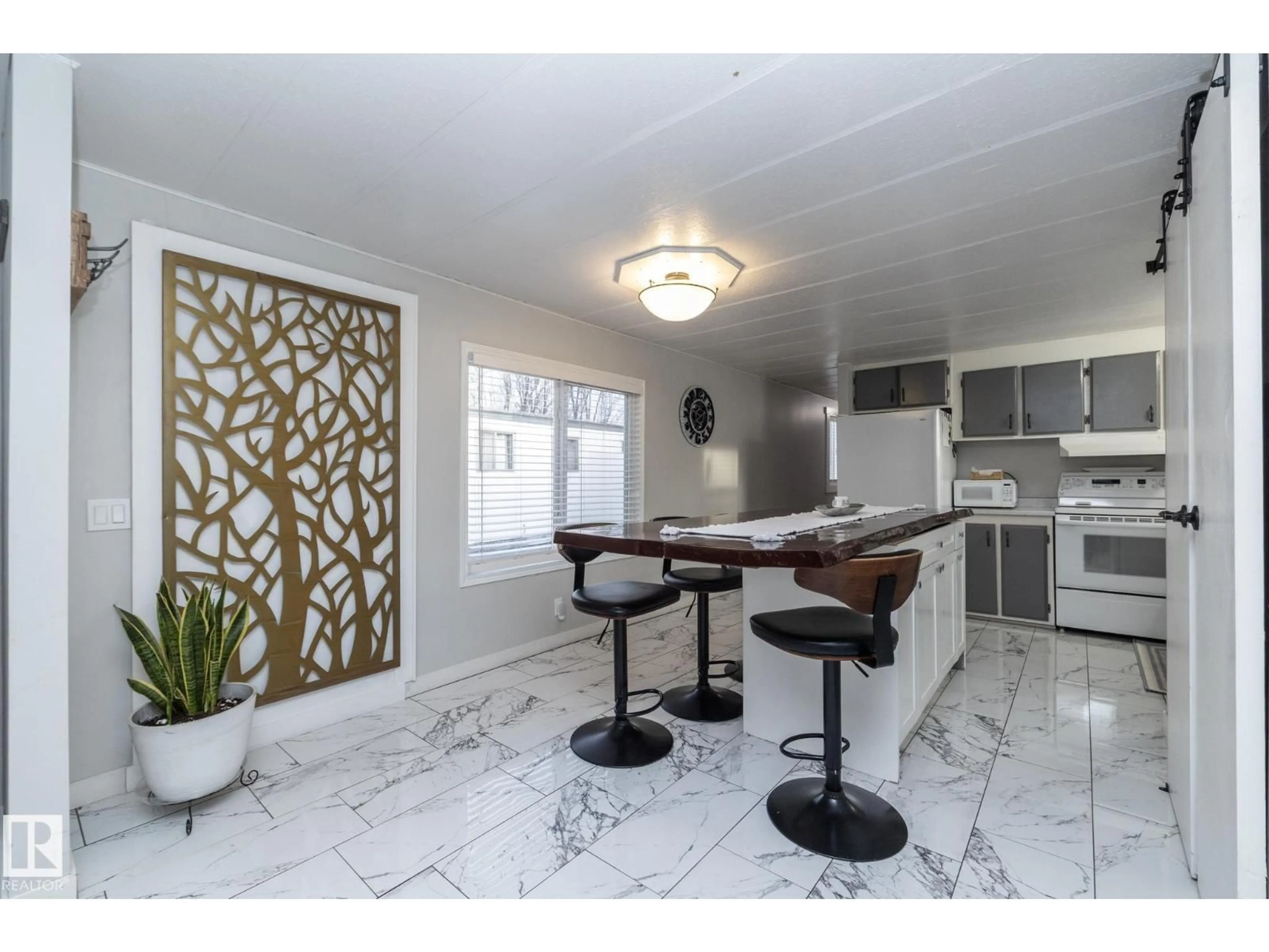 Open concept kitchen, ceramic/tile floor for NW - 1011 WEST MOUNT CR, Edmonton Alberta T5S1T6