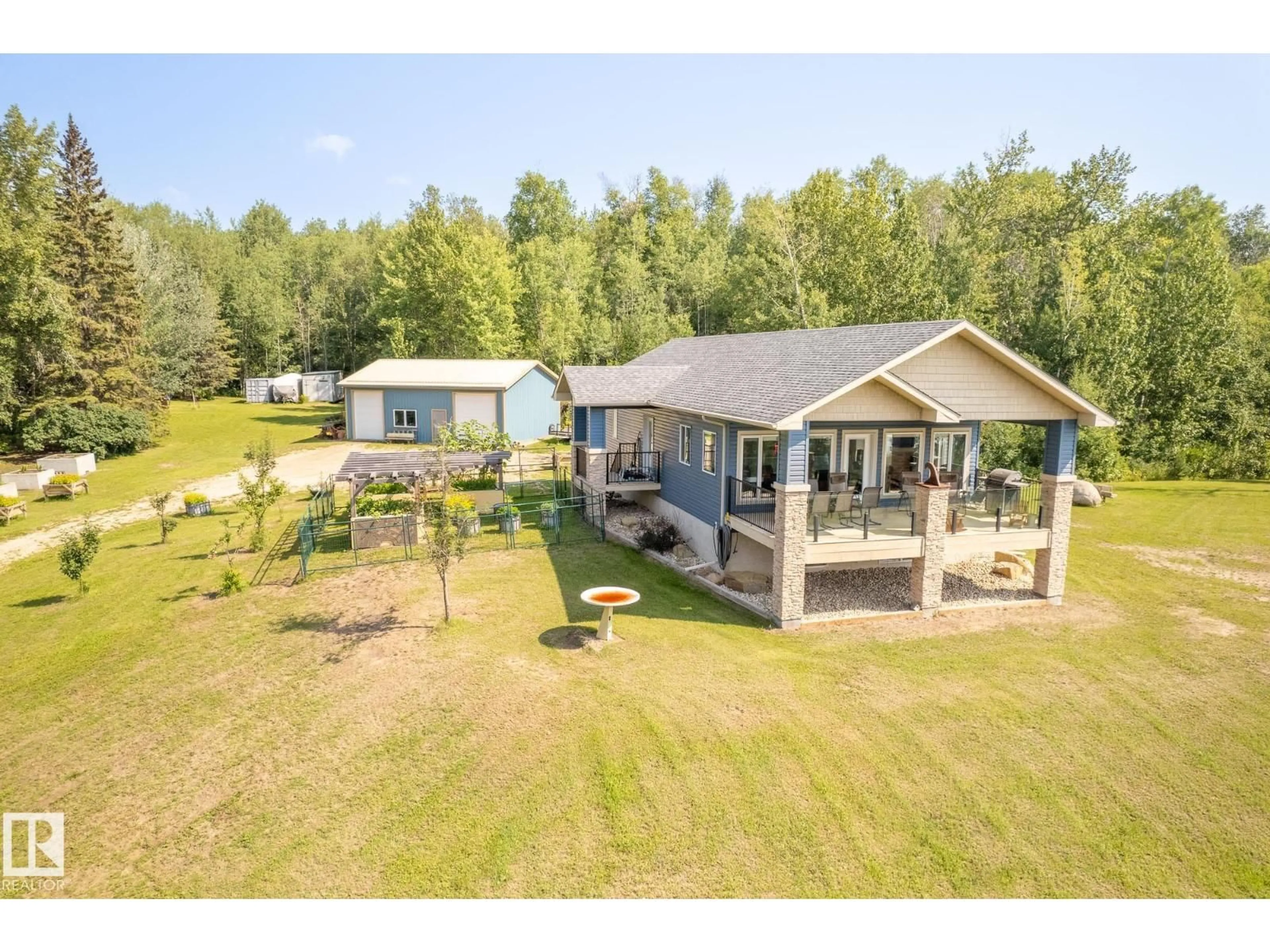A pic from outside/outdoor area/front of a property/back of a property/a pic from drone, unknown for 4518 LAKESHORE RD, Rural Parkland County Alberta T0E2K0