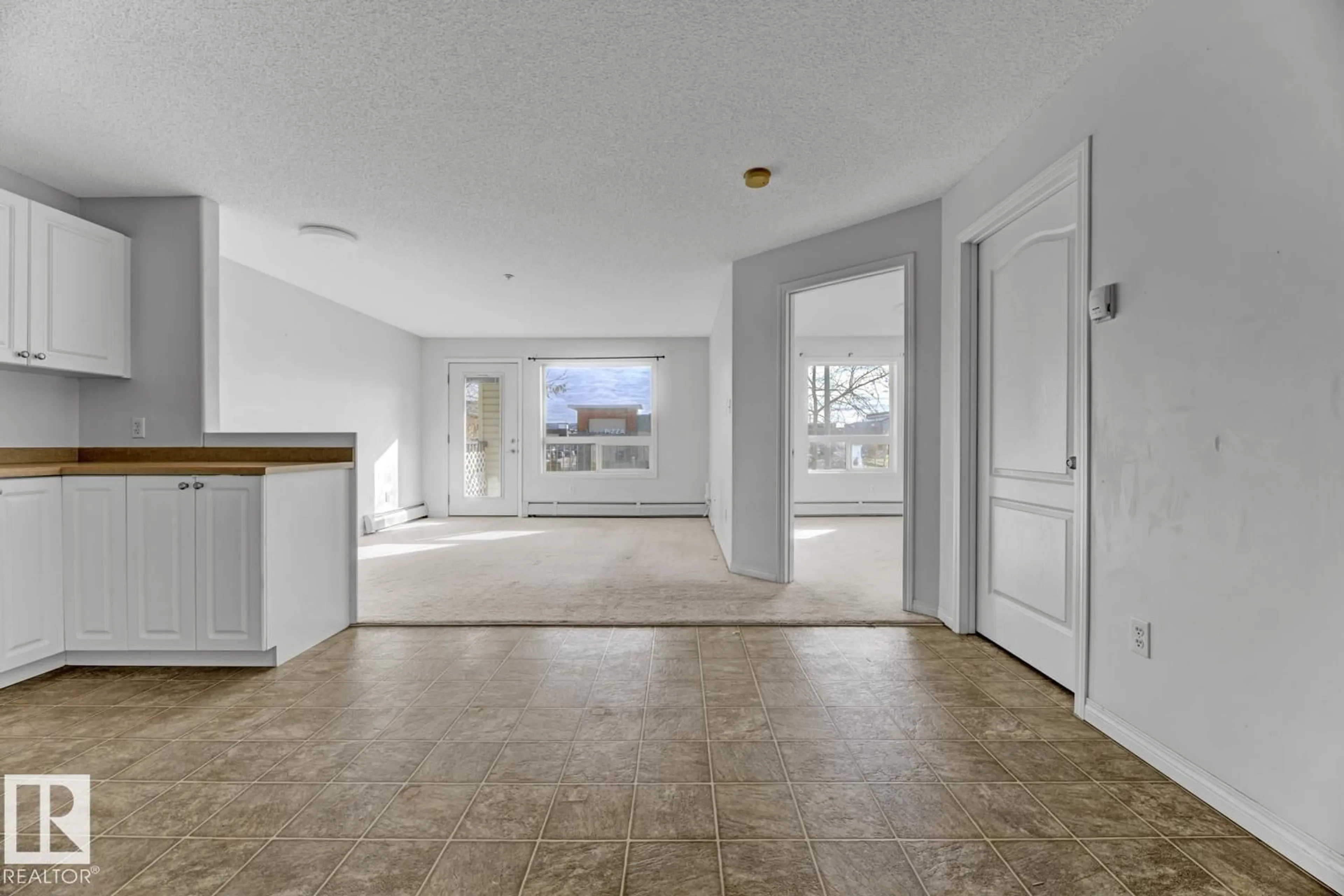 Unknown for #1211 - 1211 SOUTH TERWILLEGAR DR, Edmonton Alberta T6R0L8