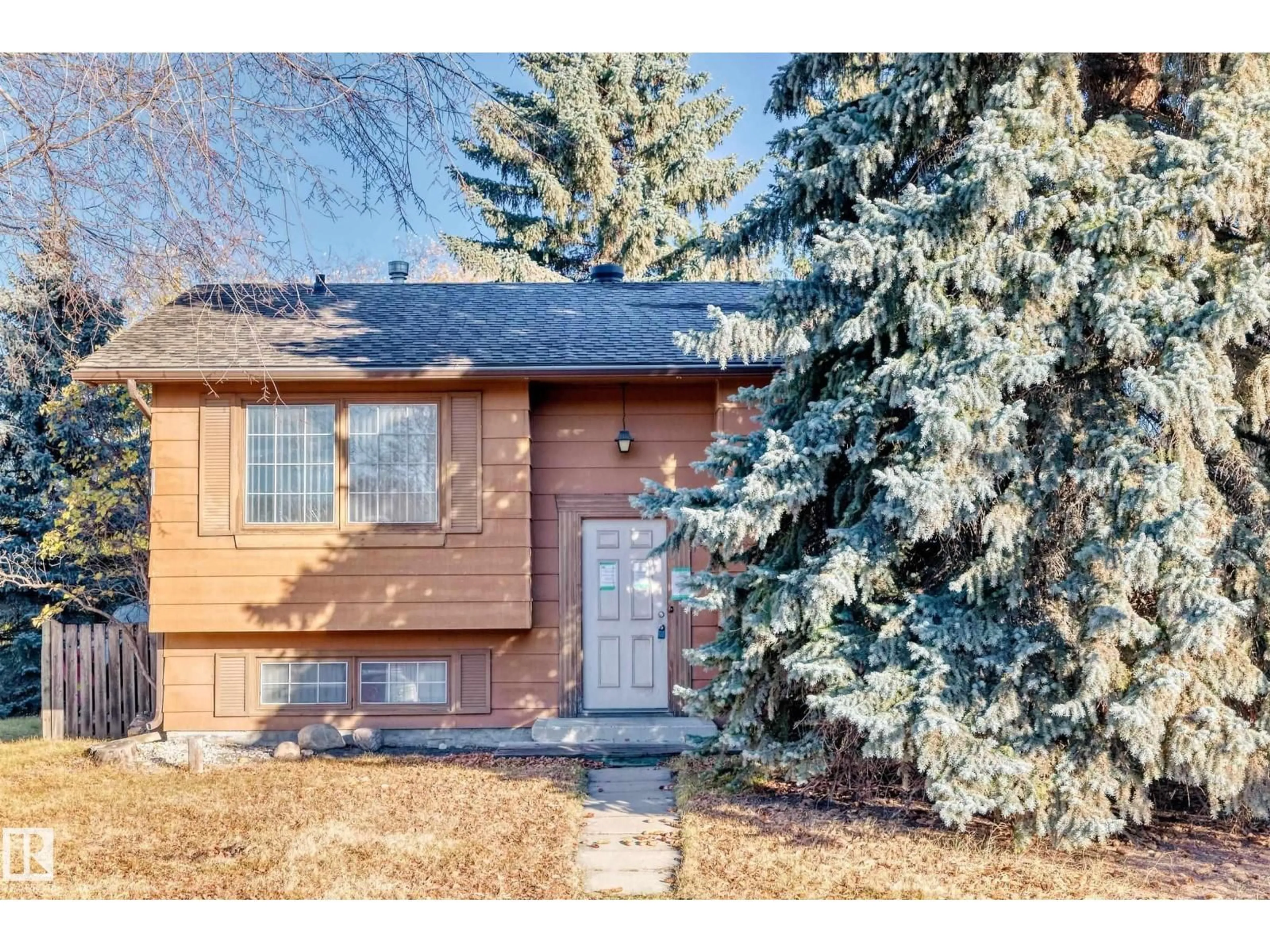 Home with brick exterior material, street for 34 GREENWOOD CL, Spruce Grove Alberta T7X1Y1