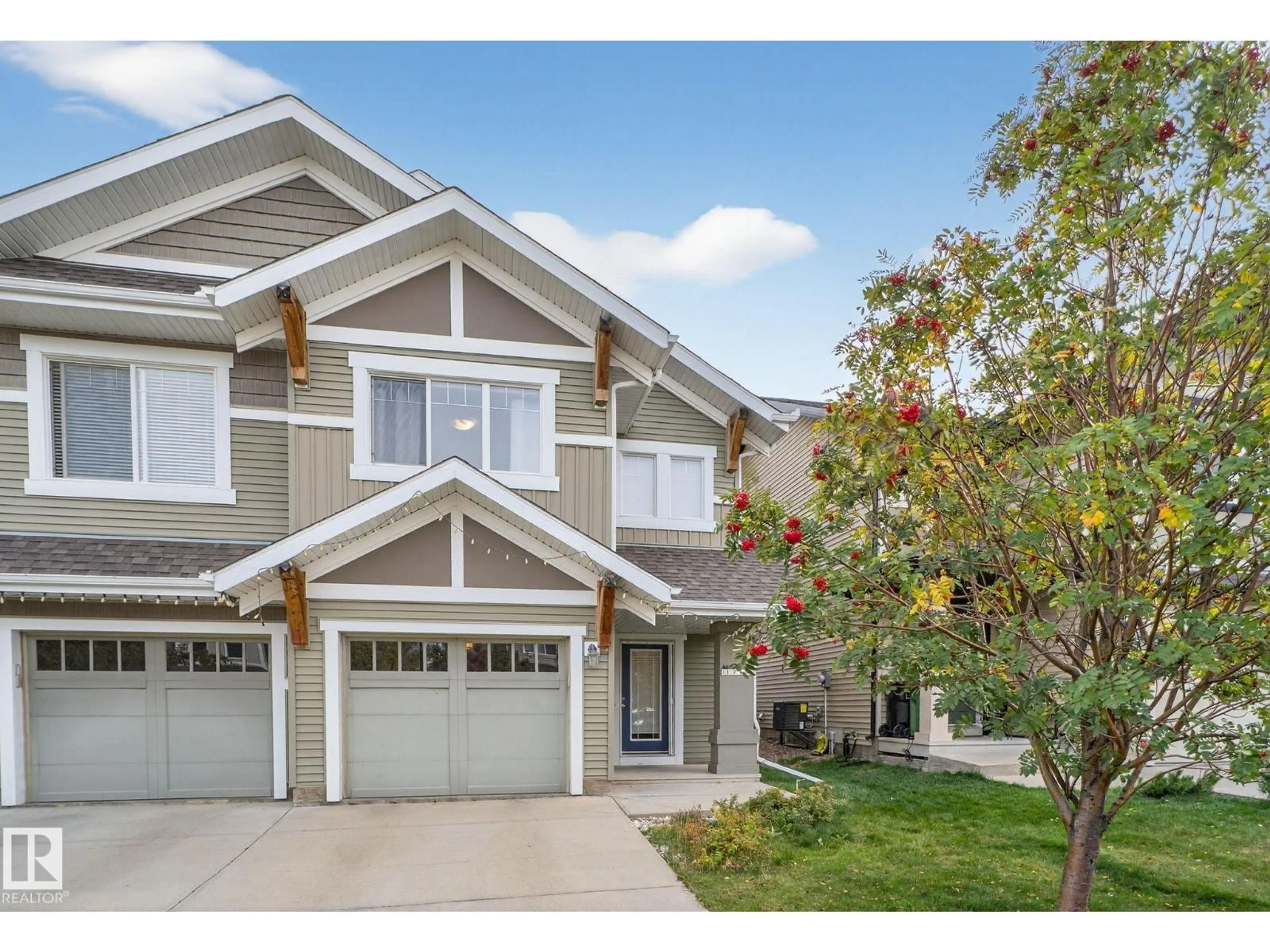 Home with vinyl exterior material, street for 1717 CHAPMAN WAY SW, Edmonton Alberta T6W0Y6