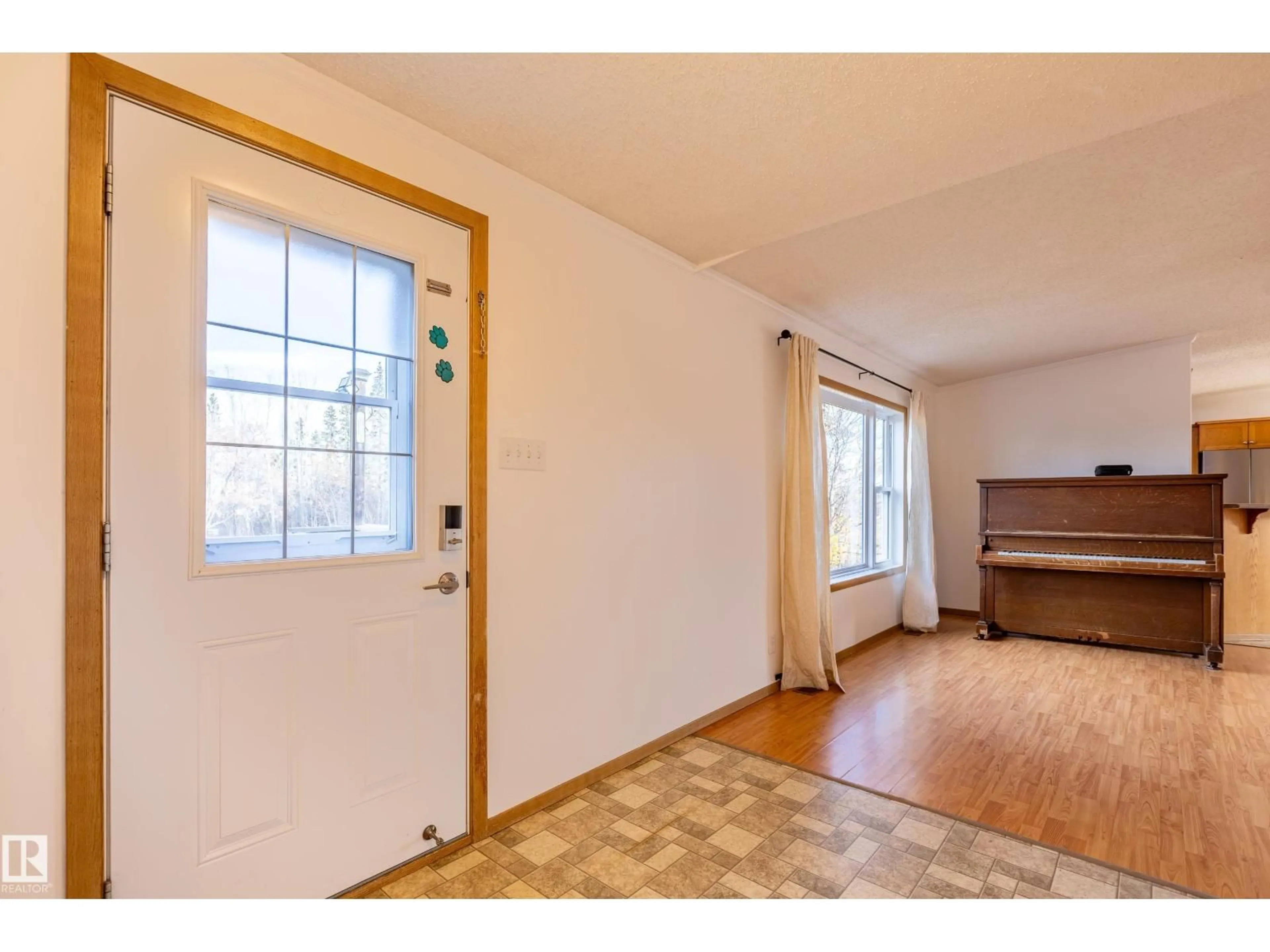 Indoor entryway for Comp 4 - 107 RANGE ROAD 1, Rural Lac Ste. Anne County Alberta T0E0A1