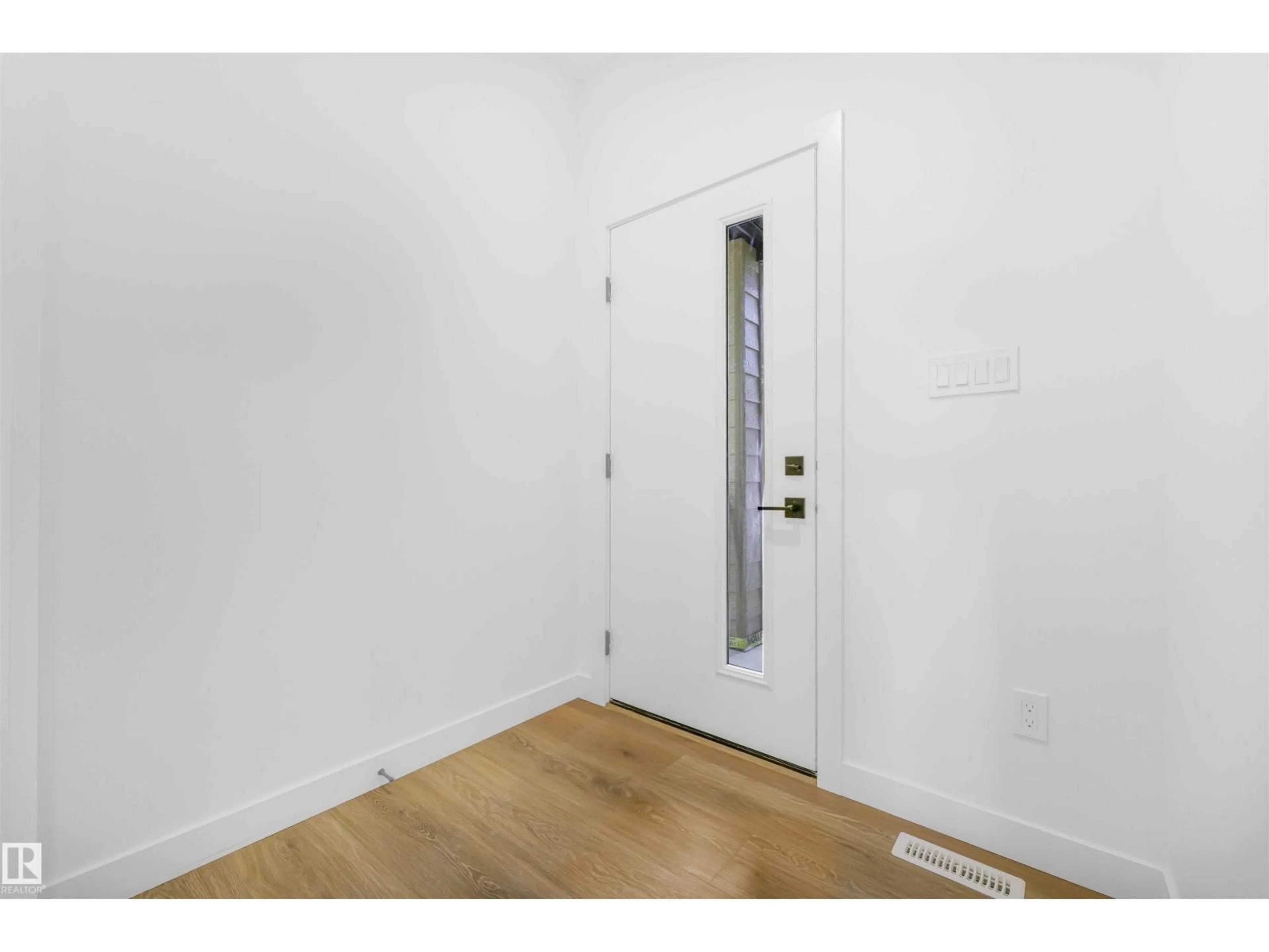 Indoor entryway for 21 AXELWOOD CR, Spruce Grove Alberta T7X3C6