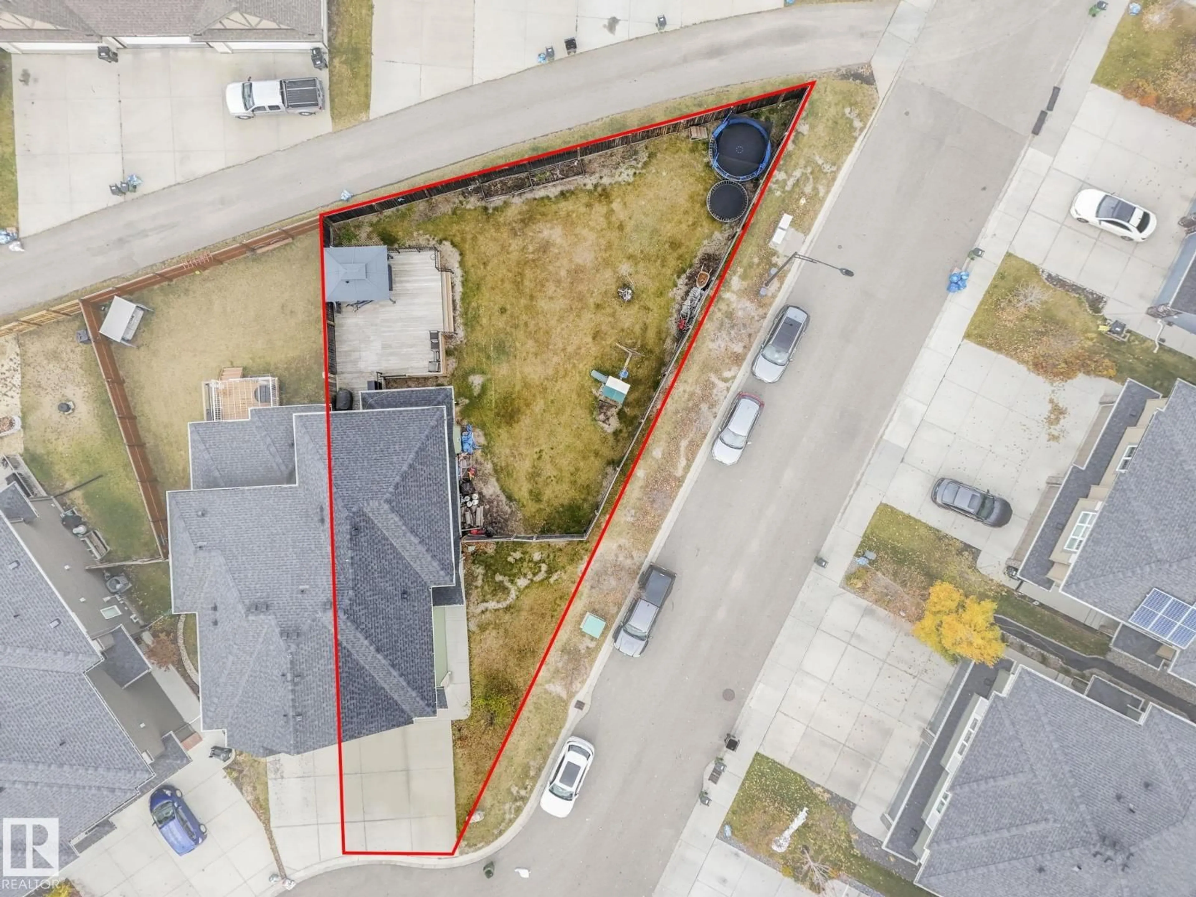 A pic from outside/outdoor area/front of a property/back of a property/a pic from drone, street for NW - 12840 205 ST, Edmonton Alberta T5S0L7