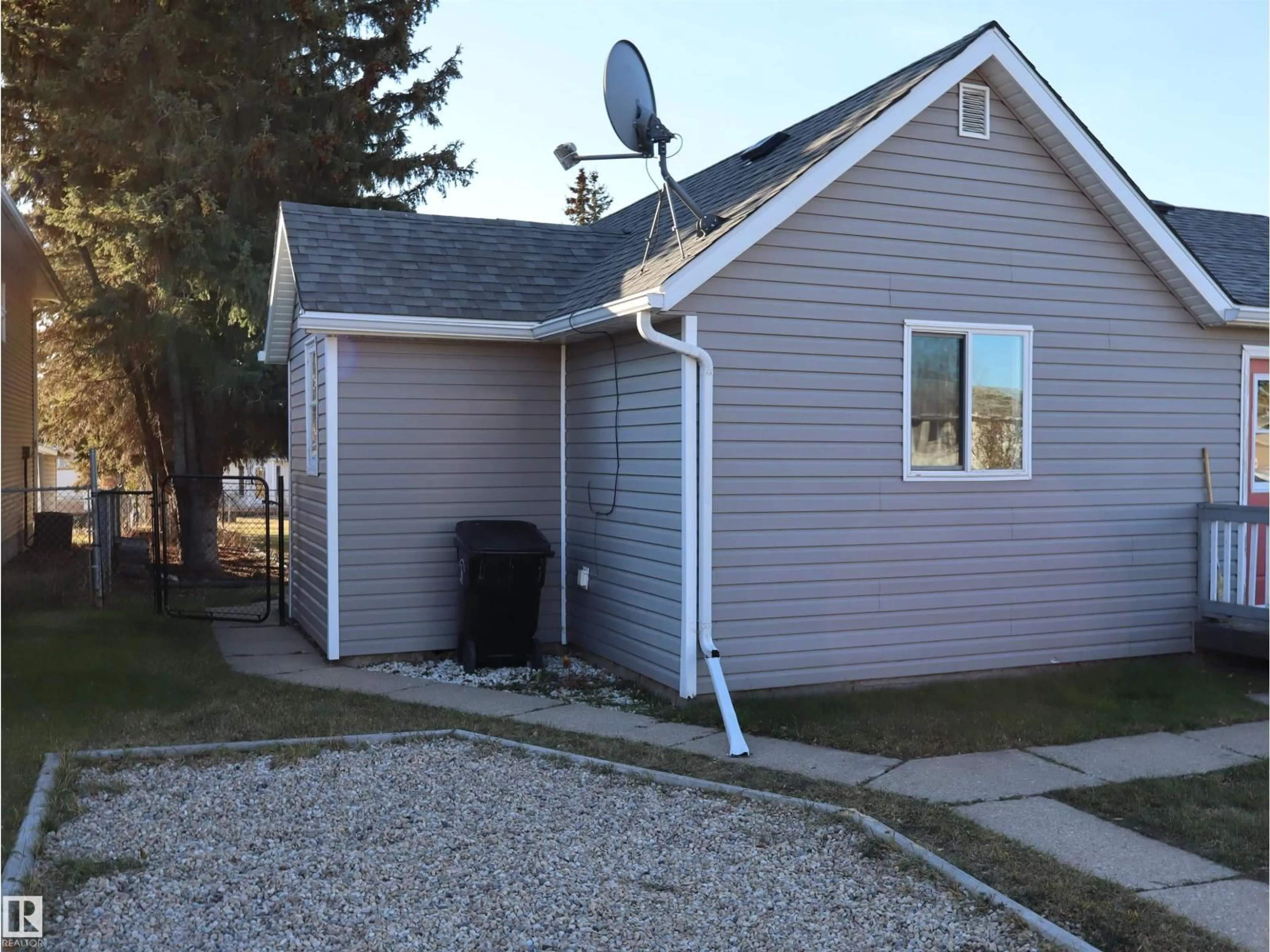 Unknown for 4407 54 AV, Barrhead Alberta T7N1J8