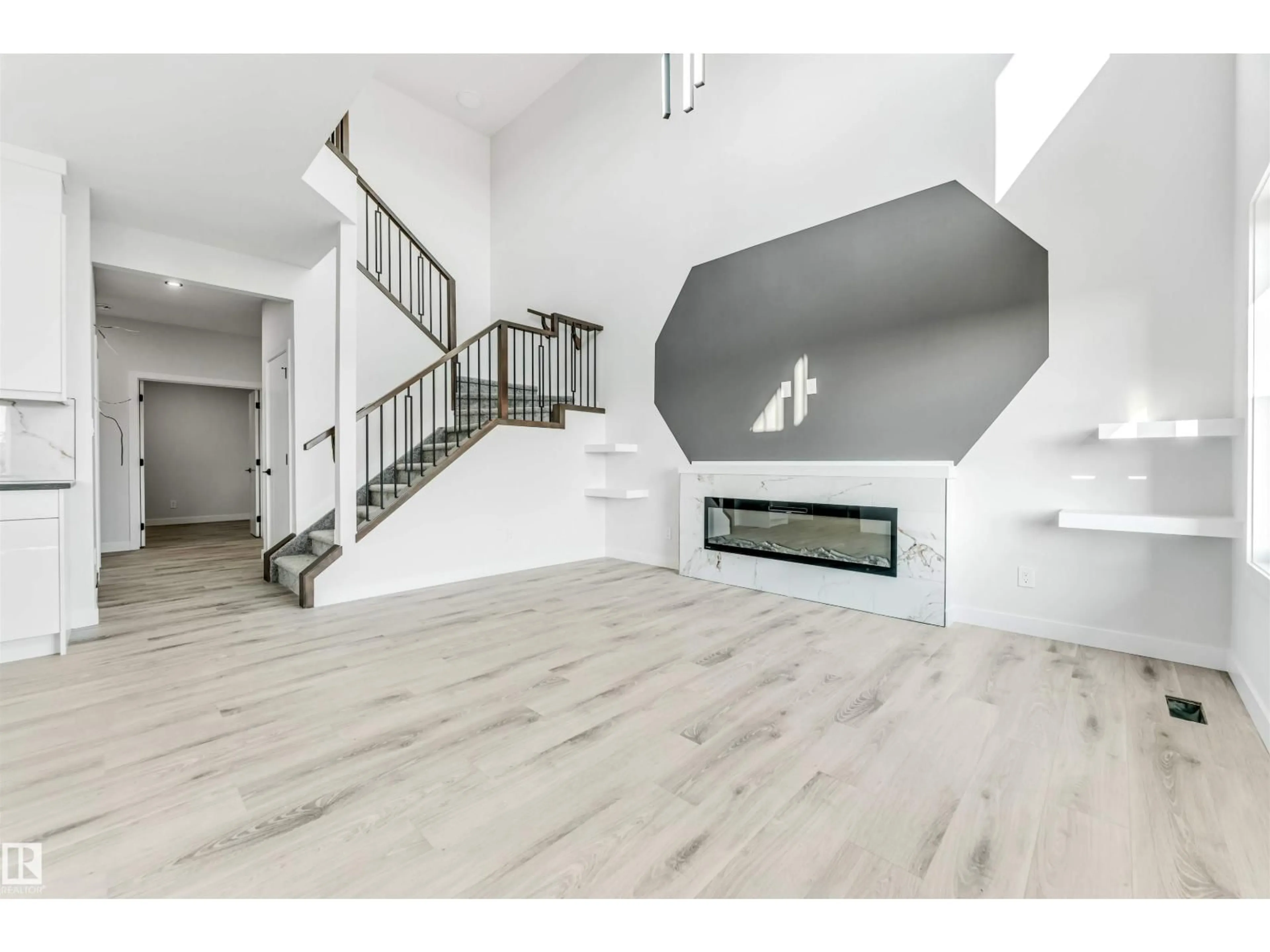 Unknown for 100 ELDRIDGE PT, St. Albert Alberta T8N8C4