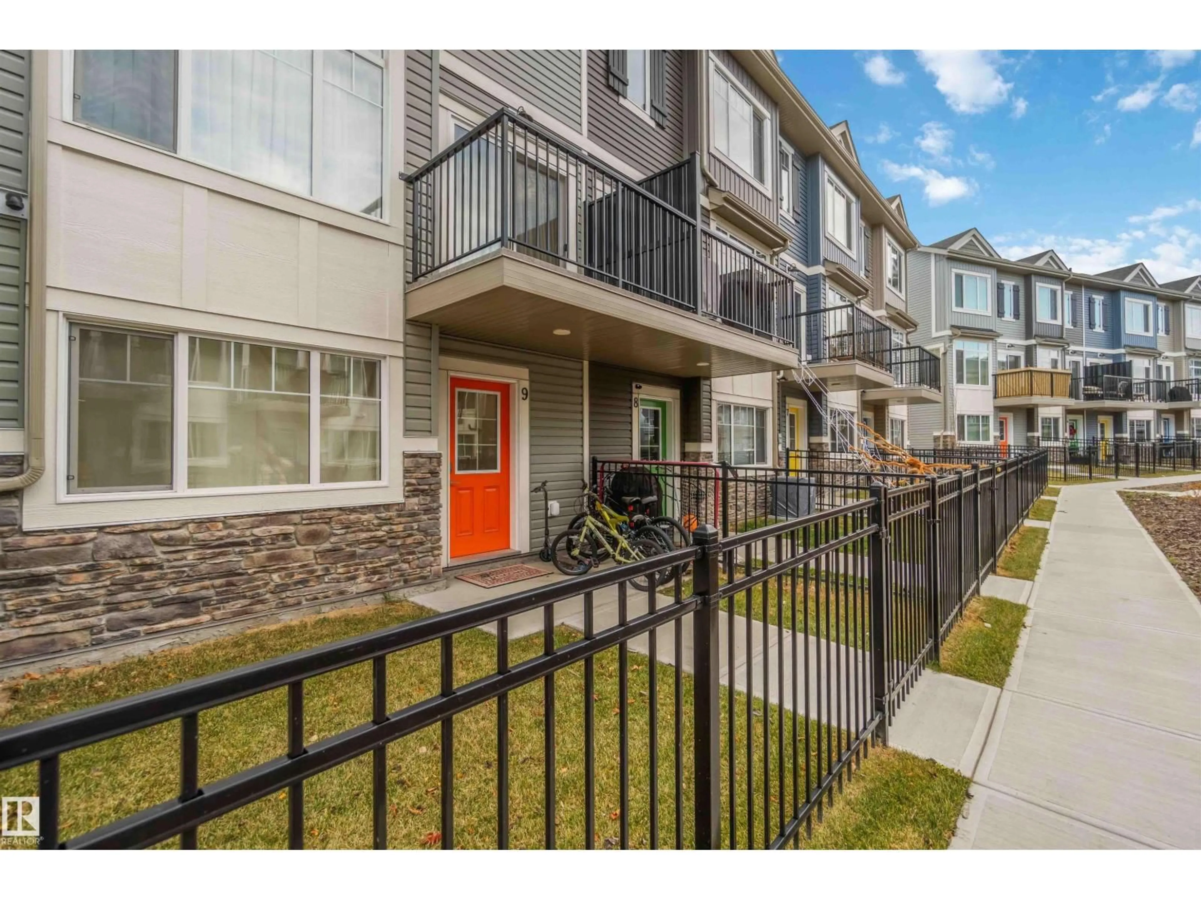 Patio, street for 9 - 6214 CARTMELL CT, Edmonton Alberta T6W3L5