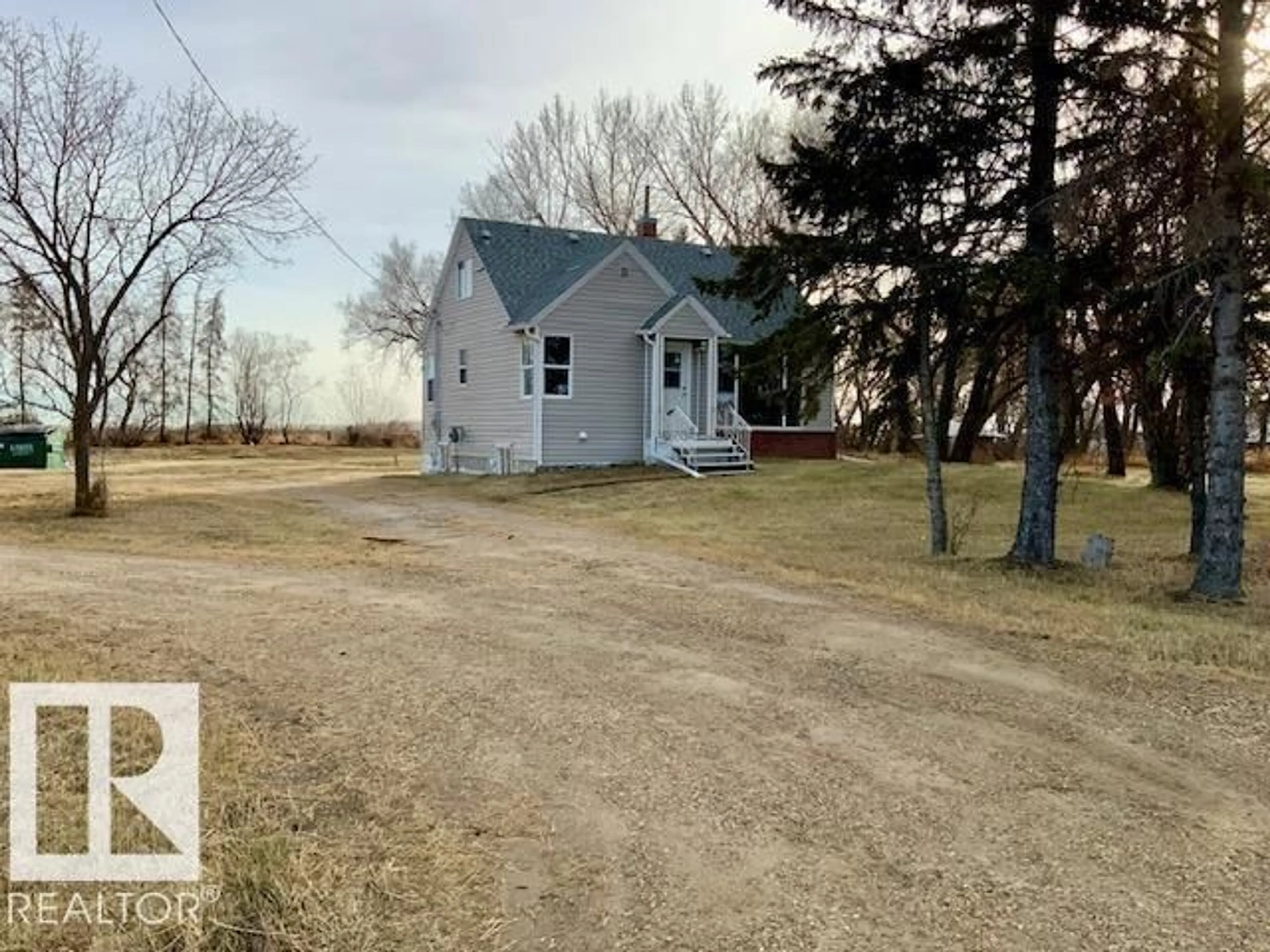 A pic from outside/outdoor area/front of a property/back of a property/a pic from drone, street for 460073 HWY 2 A, Rural Wetaskiwin County Alberta T9A1X1