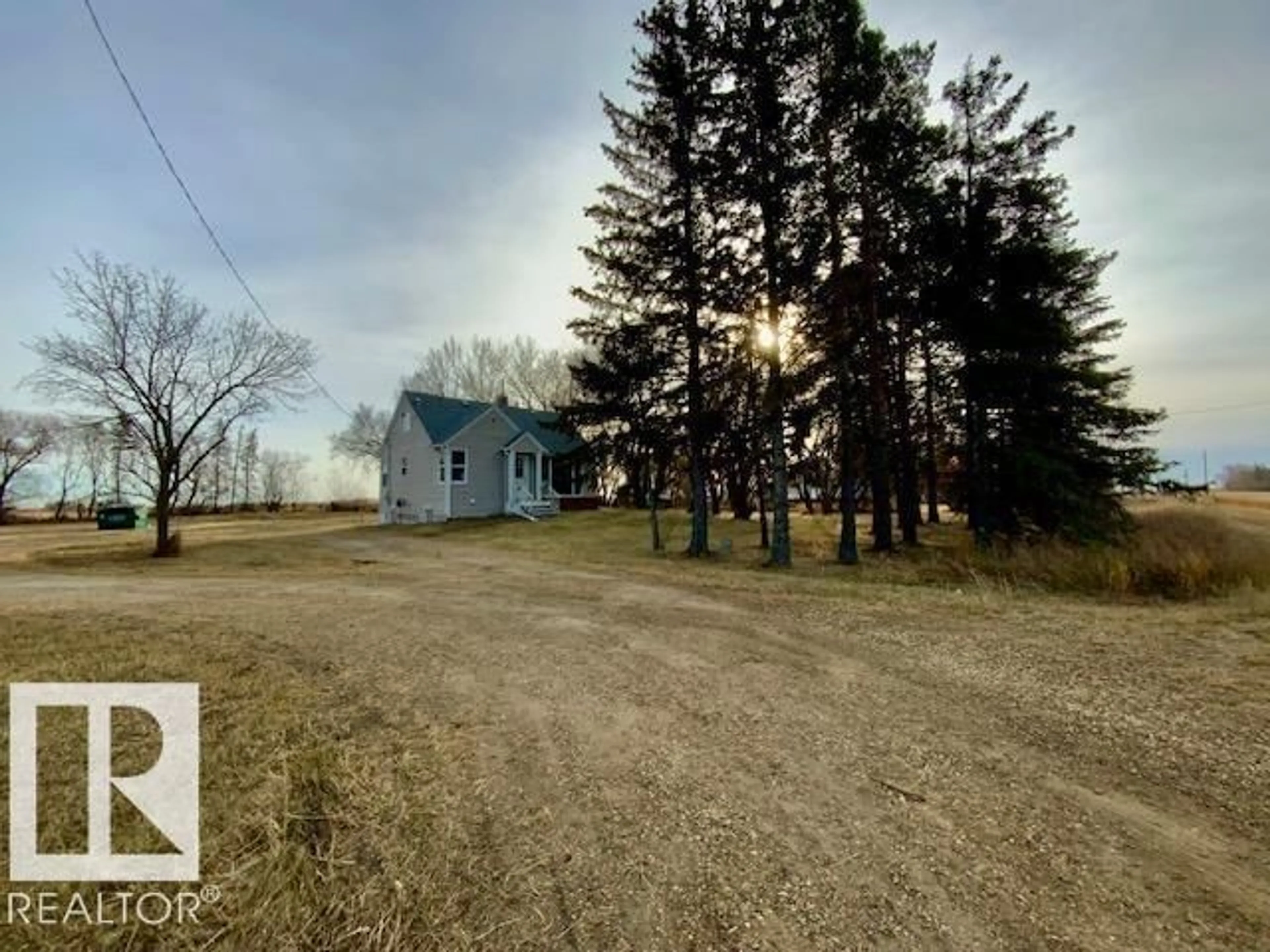 A pic from outside/outdoor area/front of a property/back of a property/a pic from drone, unknown for 460073 HWY 2 A, Rural Wetaskiwin County Alberta T9A1X1