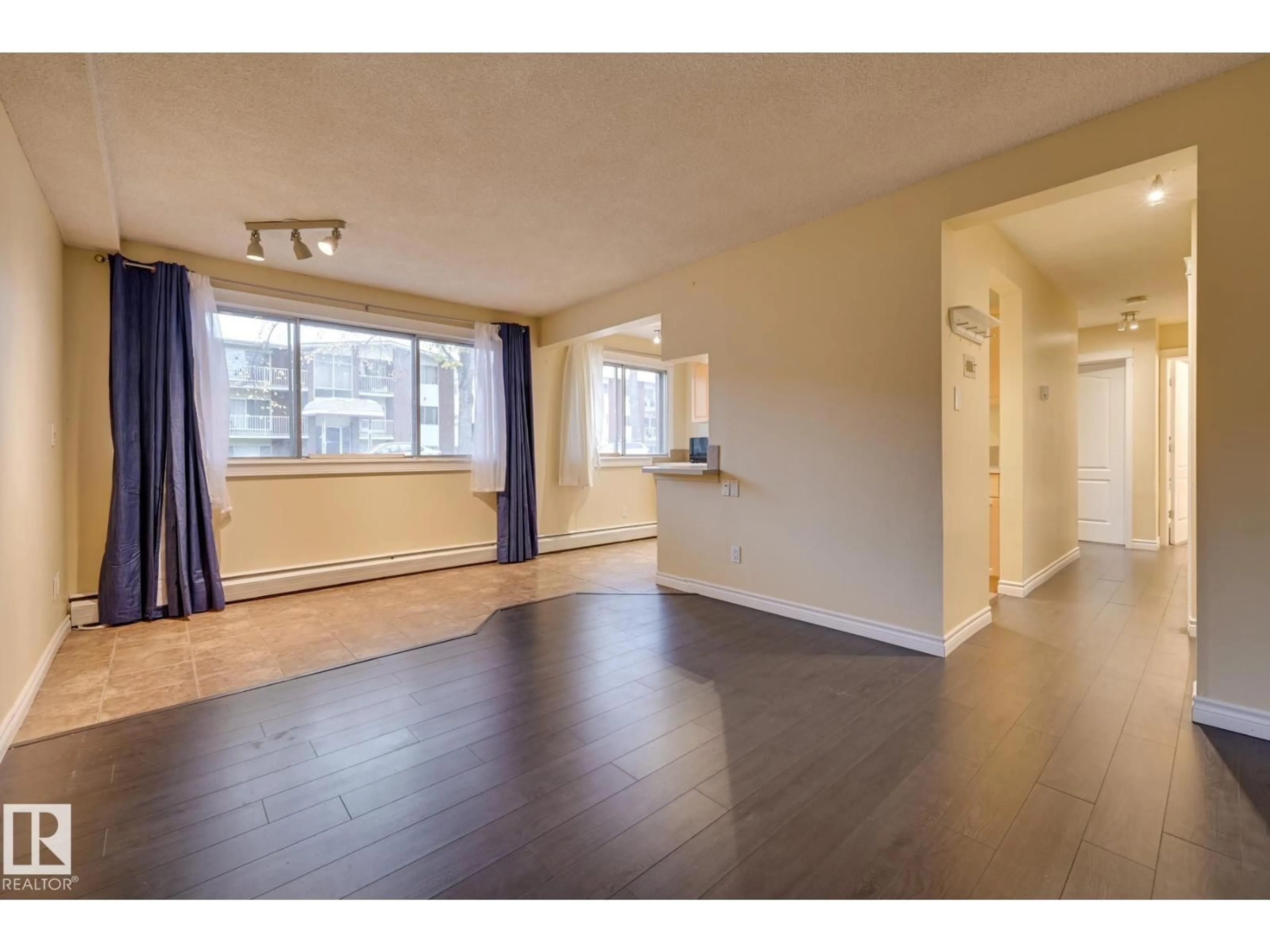A pic of a room for 105 - 10621 79 AV, Edmonton Alberta T6E1S2