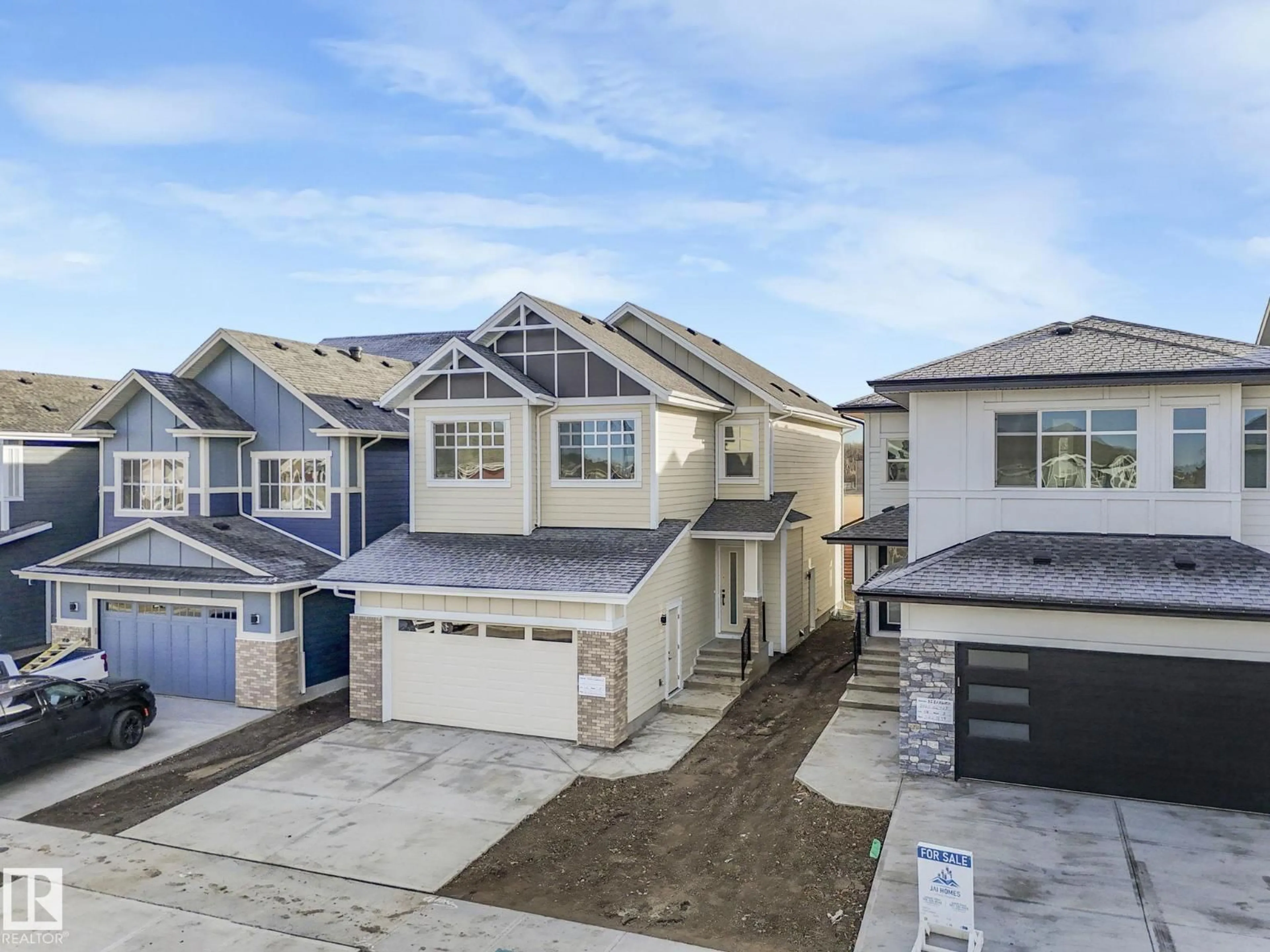 A pic from outside/outdoor area/front of a property/back of a property/a pic from drone, street for 41 BIRKSHIRE CRESCENT, Sherwood Park Alberta T8B0C7