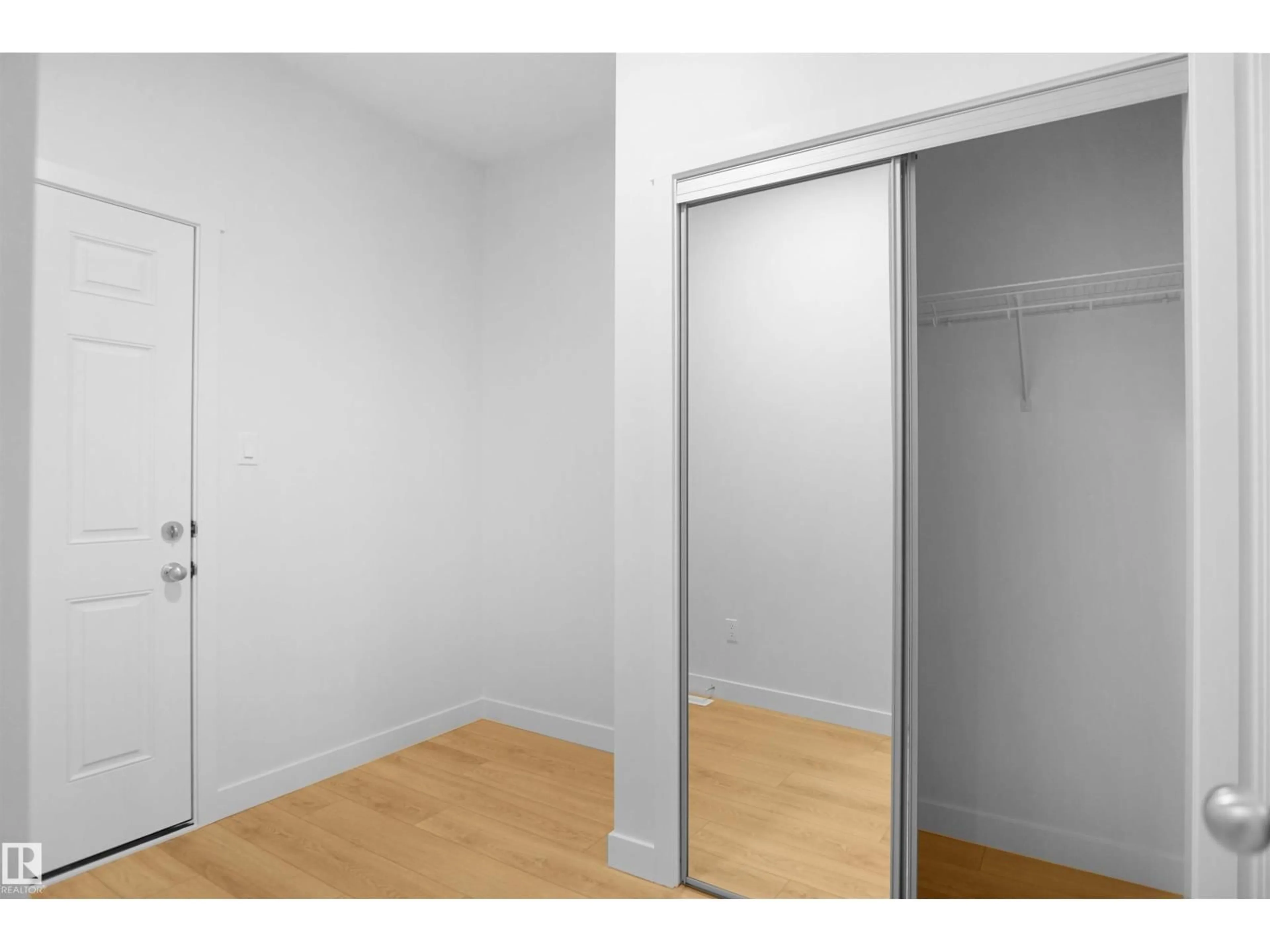 Unknown for SW - 12112 34 AV, Edmonton Alberta T6W4S9