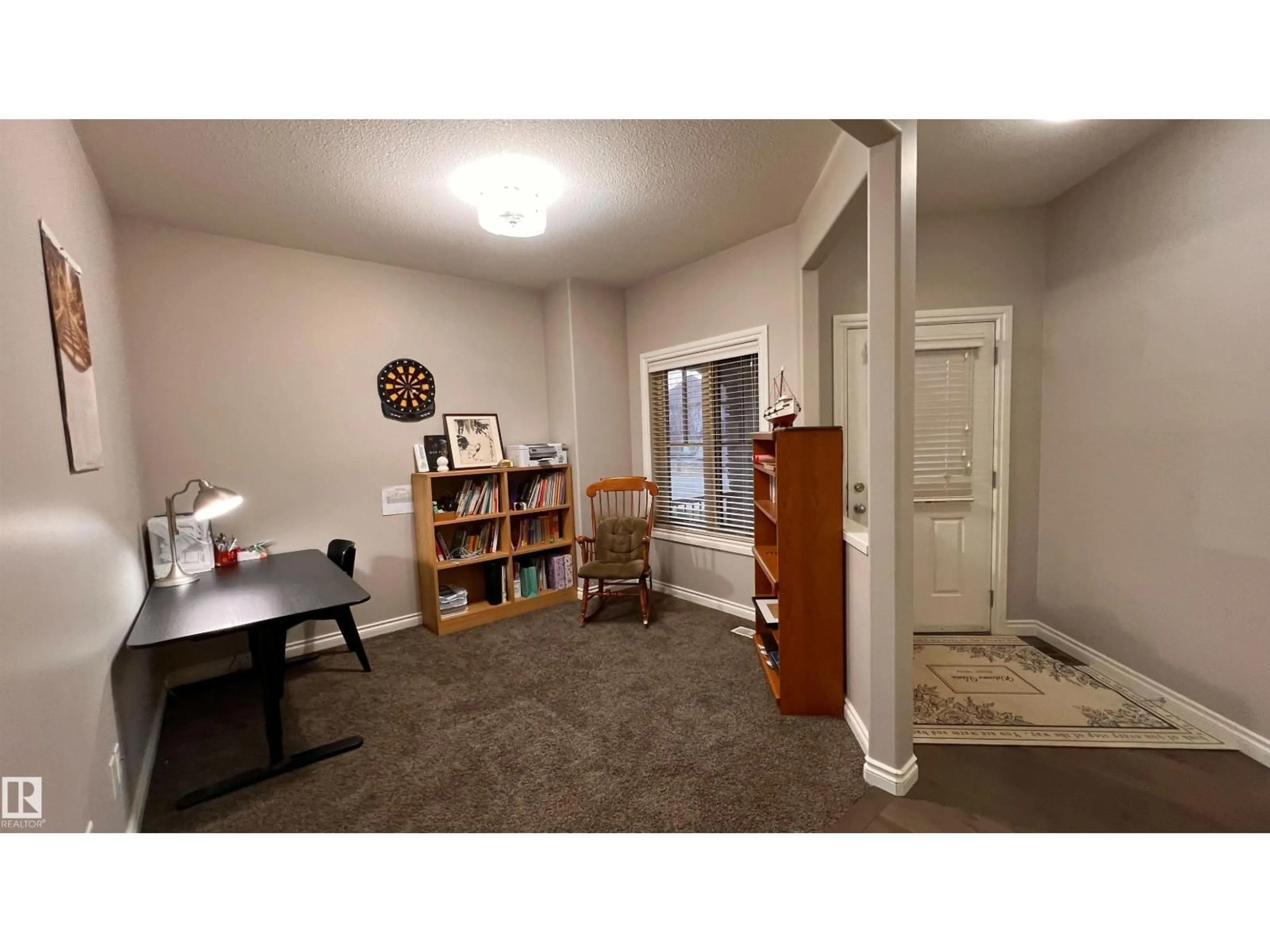 A pic of a room for 1076 ARMITAGE CR, Edmonton Alberta T6W0K3