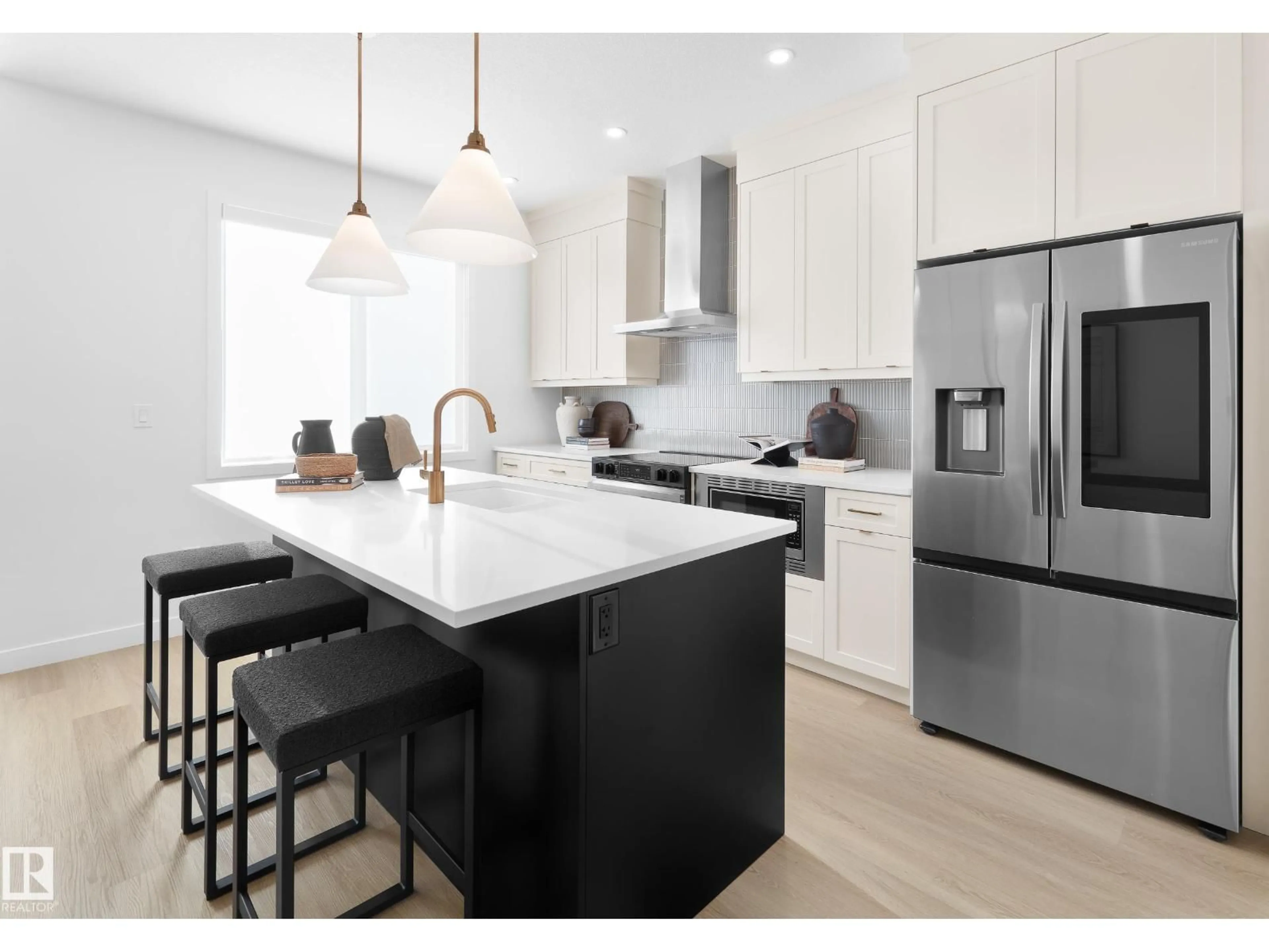 Open concept kitchen, unknown for 264 PATERSON LI, Edmonton Alberta T6W5V3