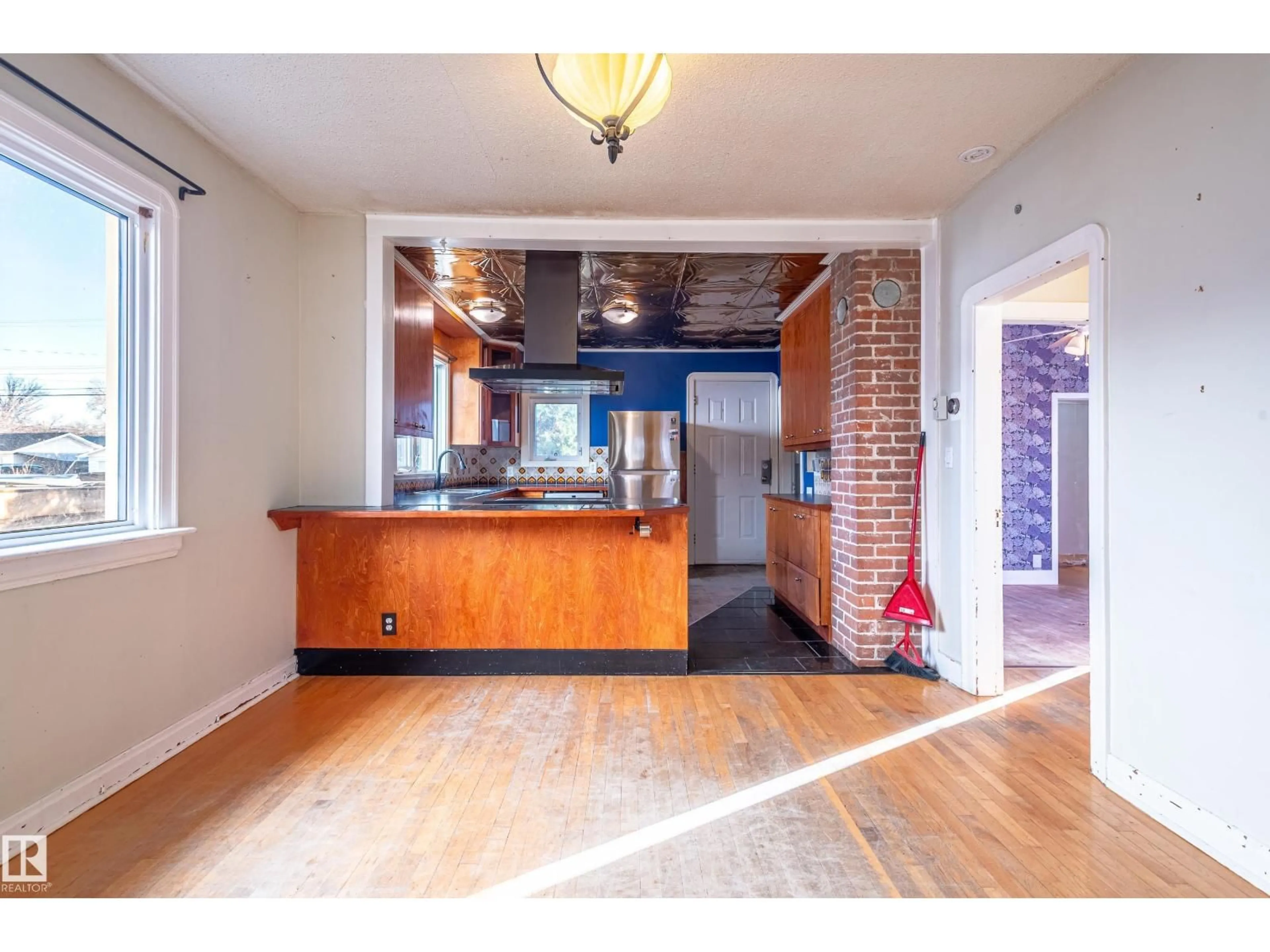 Open concept kitchen, unknown for 11923 90 ST, Edmonton Alberta T5B3Y8