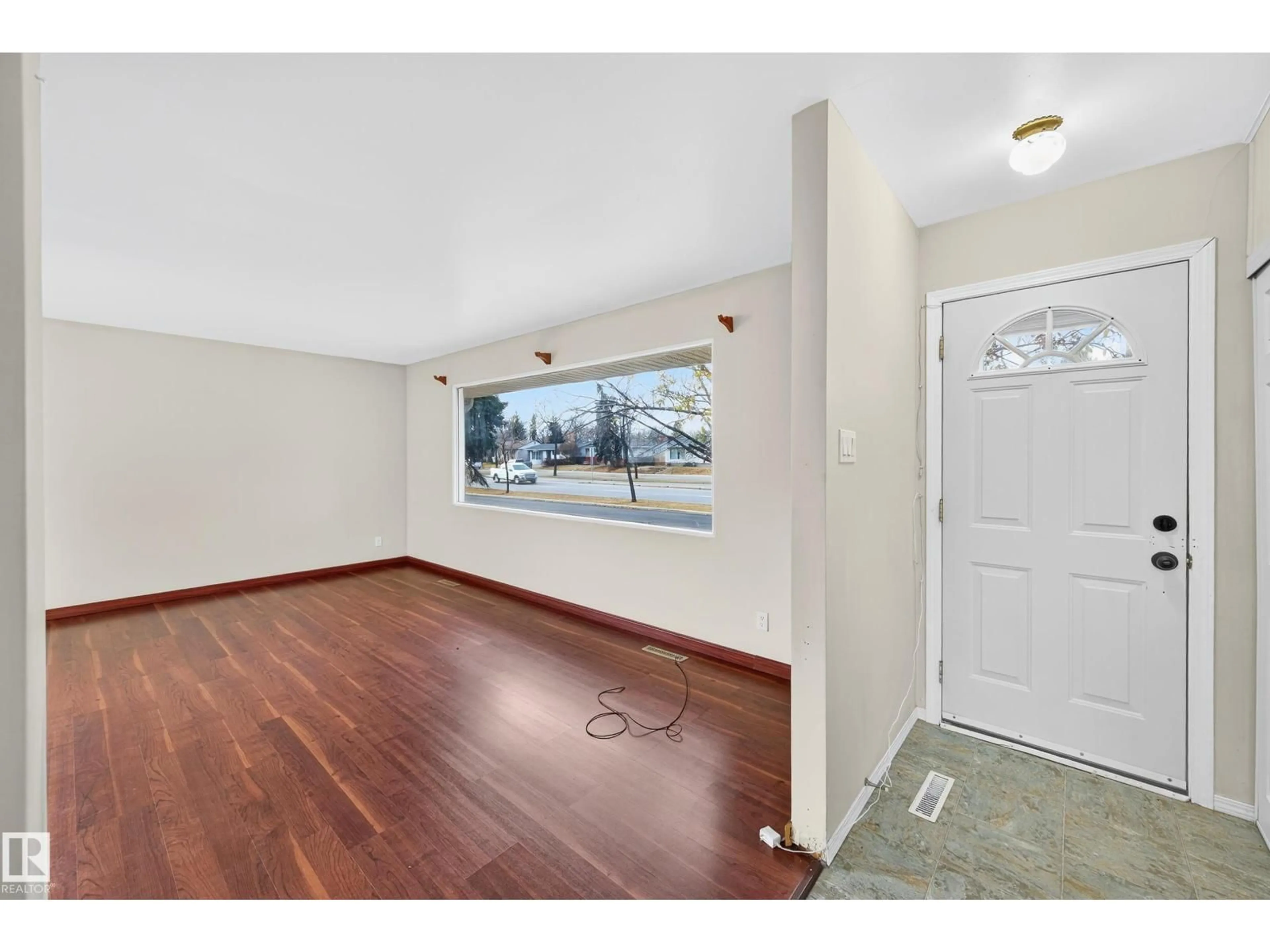 Indoor entryway for NW - 8515 149 ST, Edmonton Alberta T5R1B3