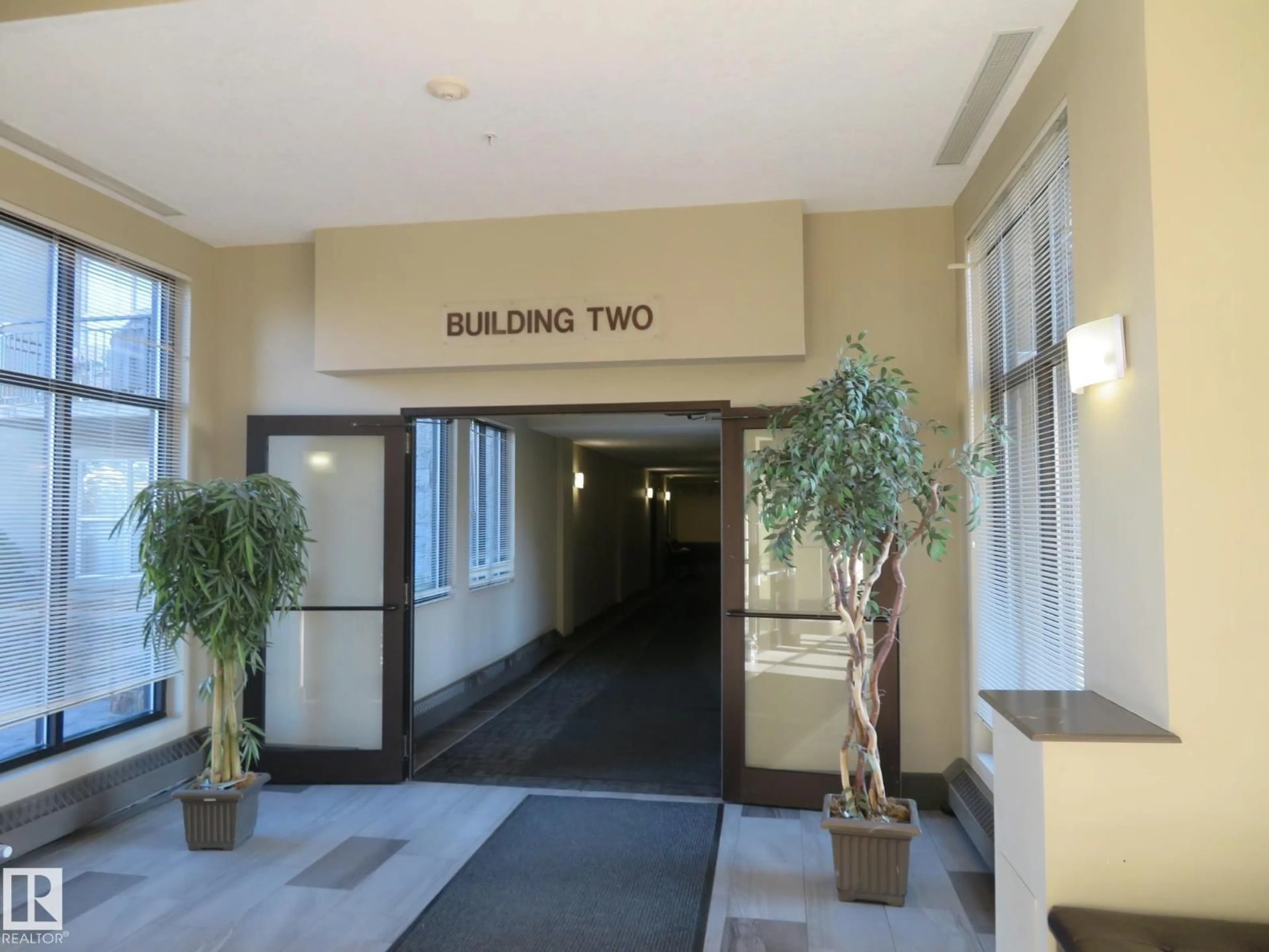Indoor foyer for #2-417 - 4245 139 AV, Edmonton Alberta T5Y3E8