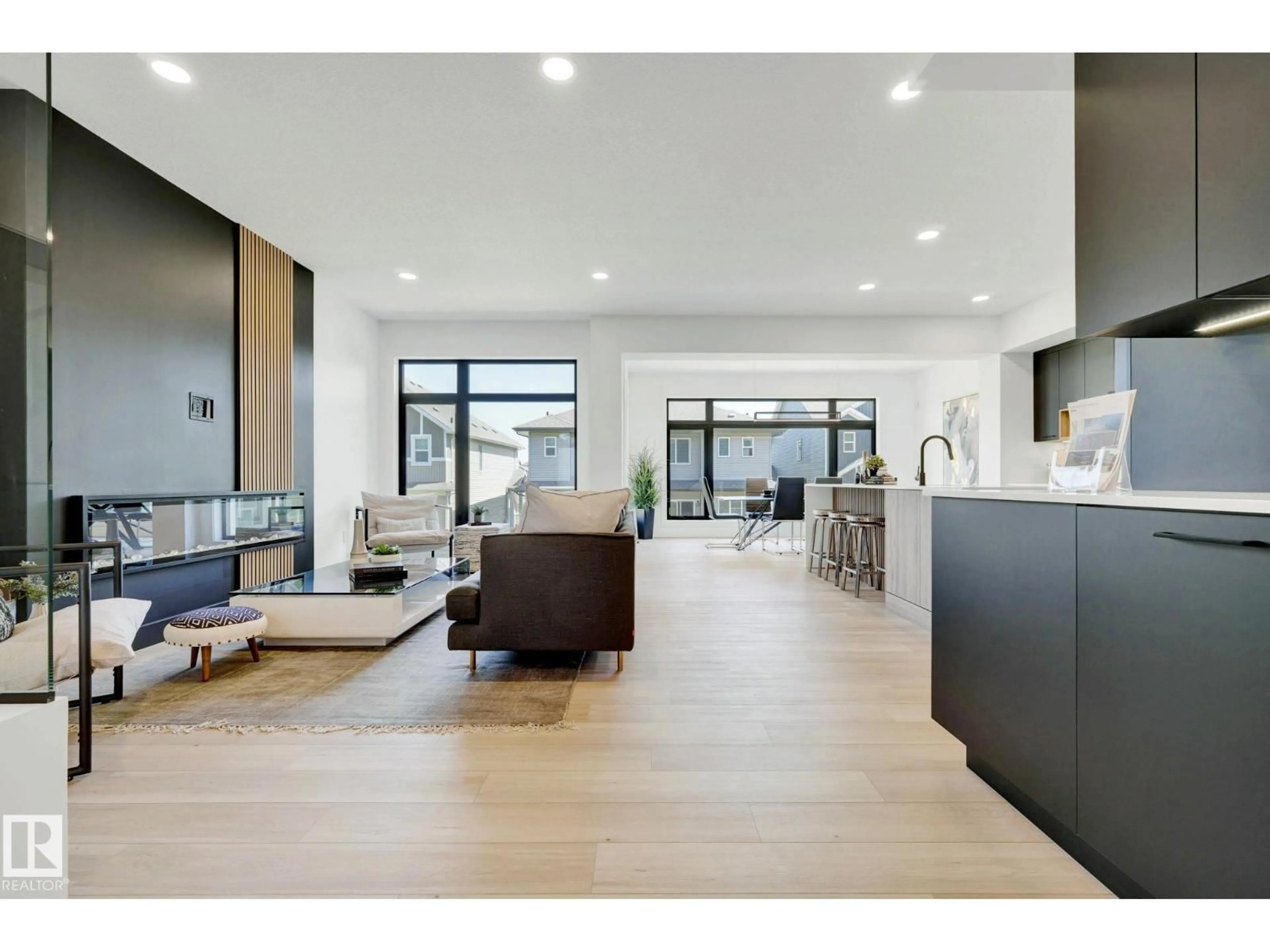 Unknown for 5455 KOOTOOK RD, Edmonton Alberta T6W2Z5