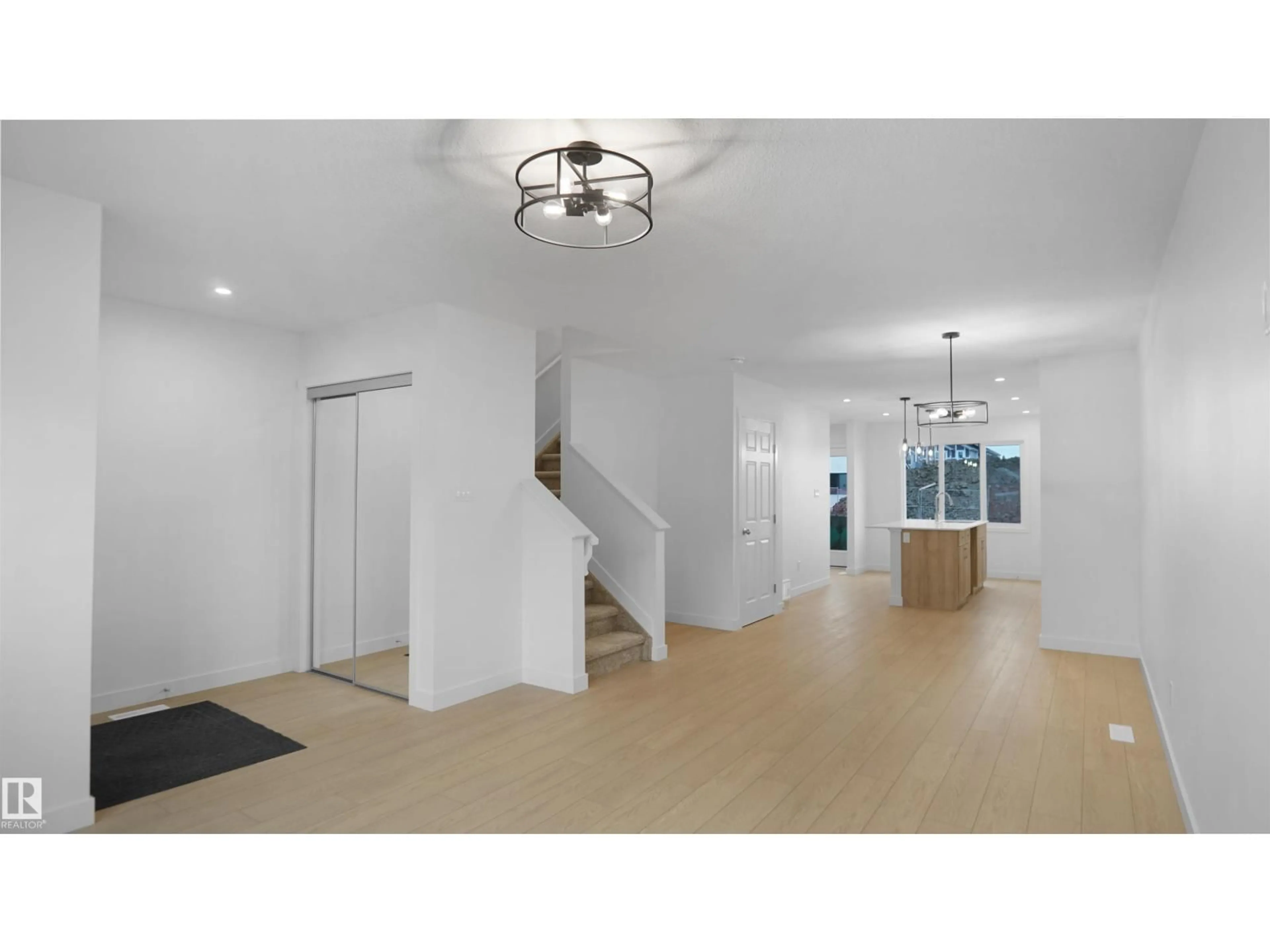 Unknown for NW - 21139 25 AV, Edmonton Alberta T6M3C4