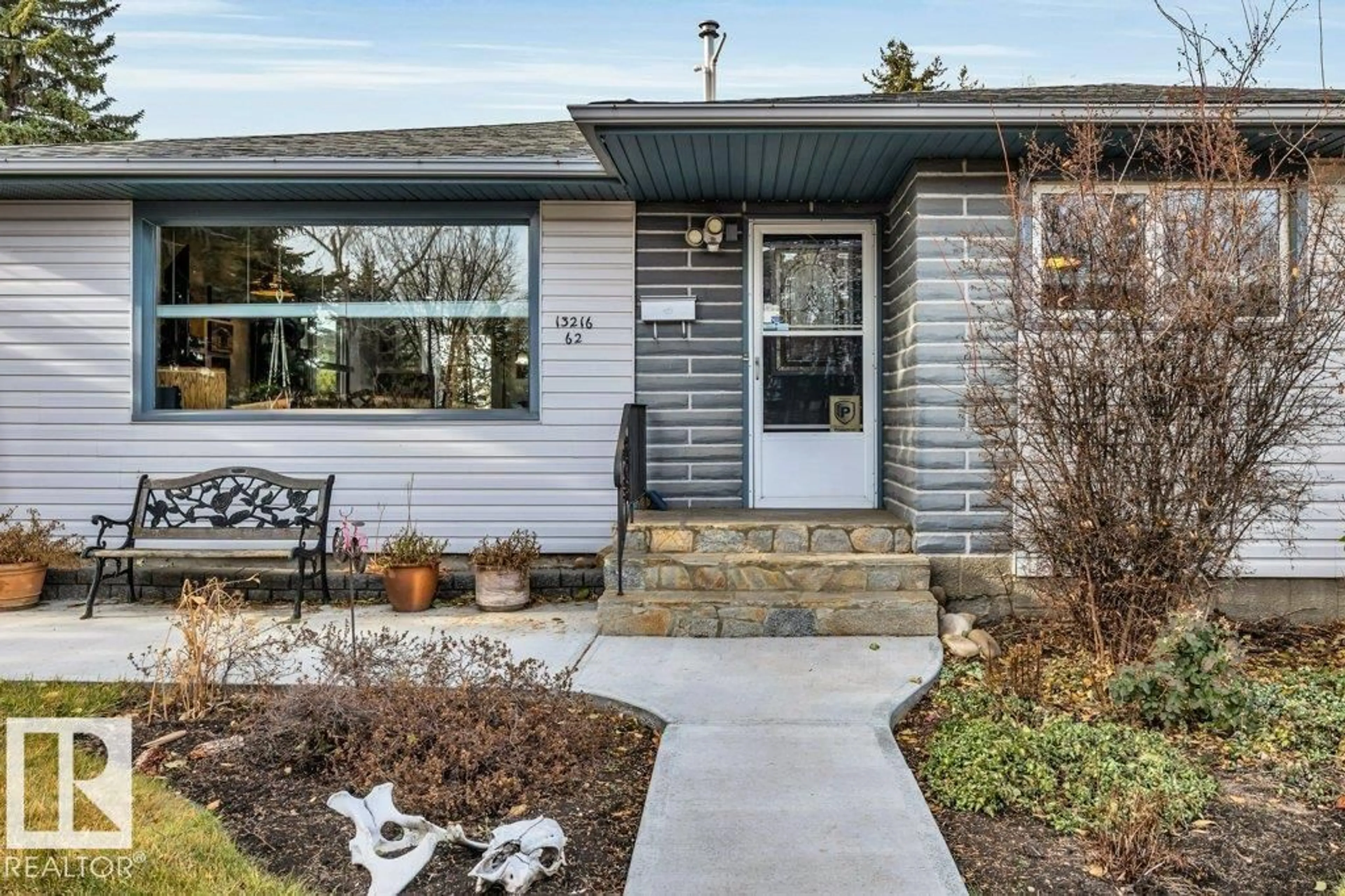 Unknown for NW - 13216 62 ST, Edmonton Alberta T5A0V6