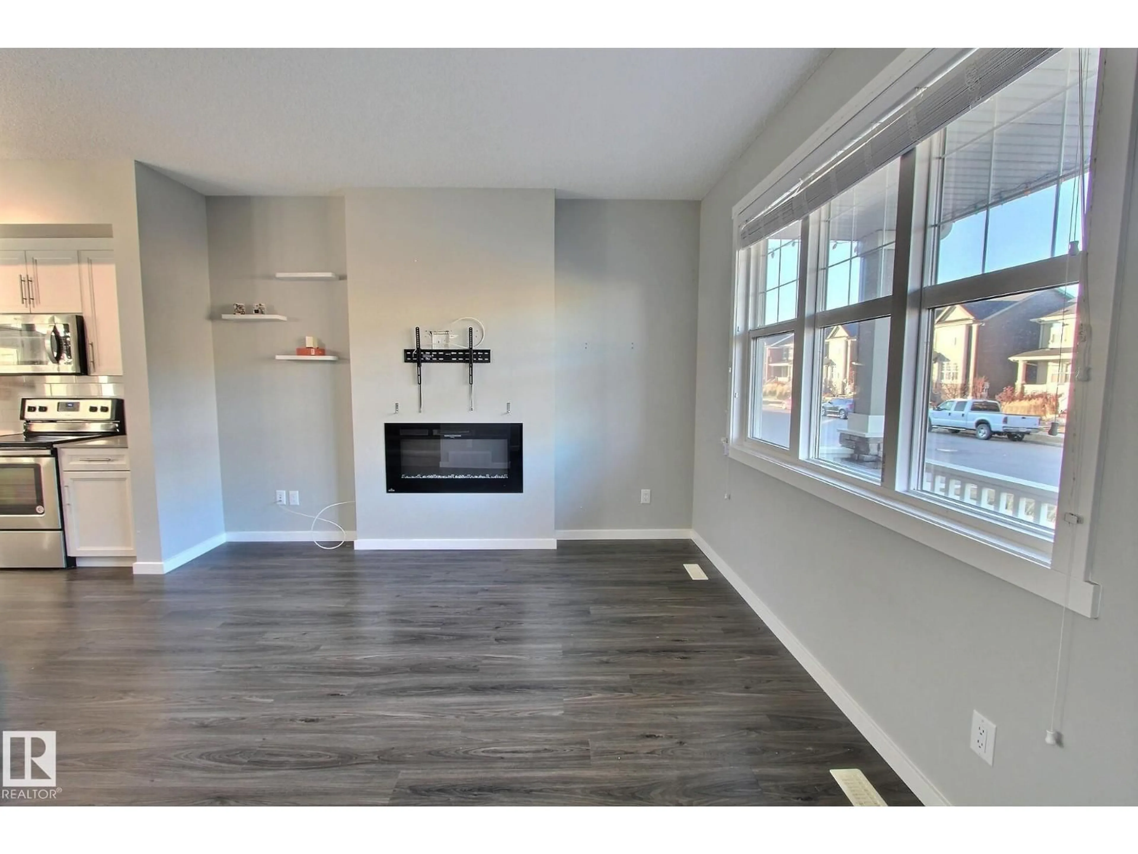 Unknown for 2271 GLENRIDDING BV, Edmonton Alberta T6W3P4