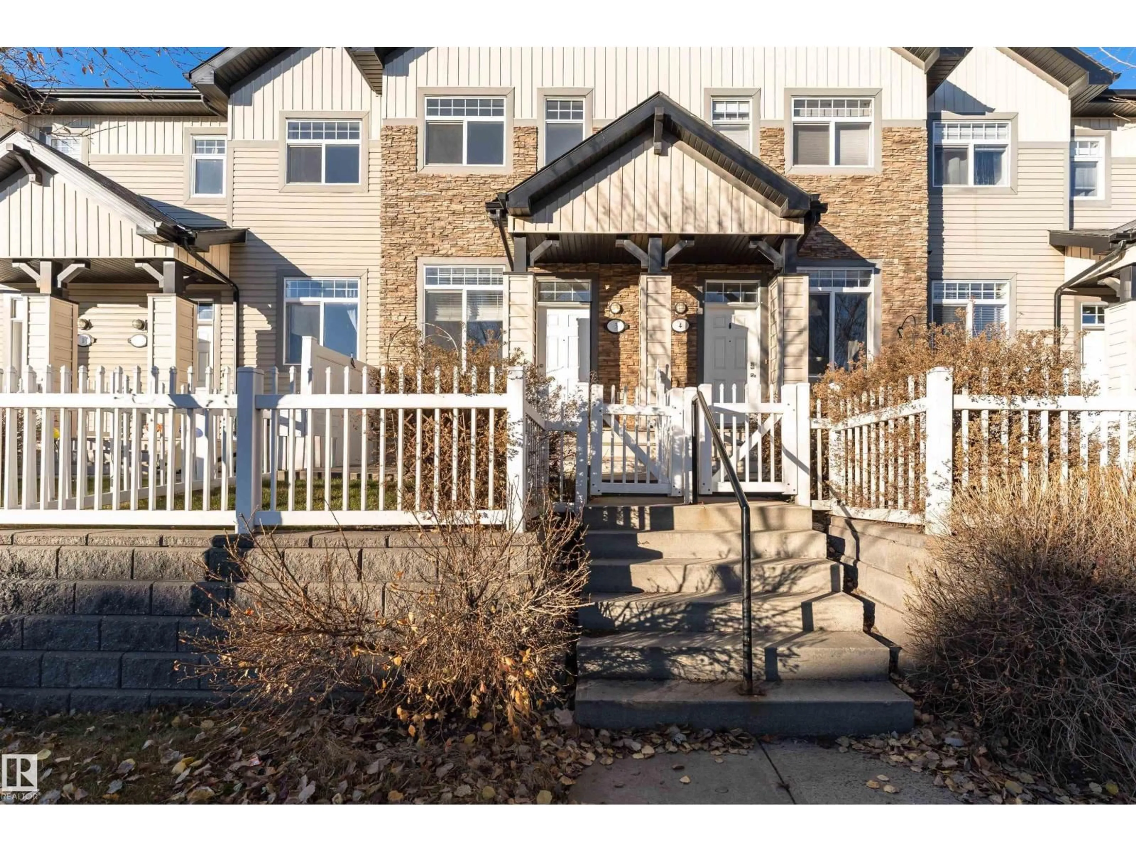 Unknown for #3 - 465 HEMINGWAY RD, Edmonton Alberta T6M0J7